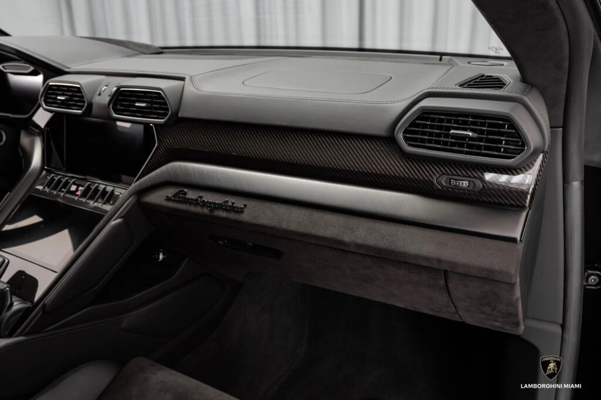 mph051_2710499802_ec99a9c7eb484e5e9b54aa855db3e081_87c760842f