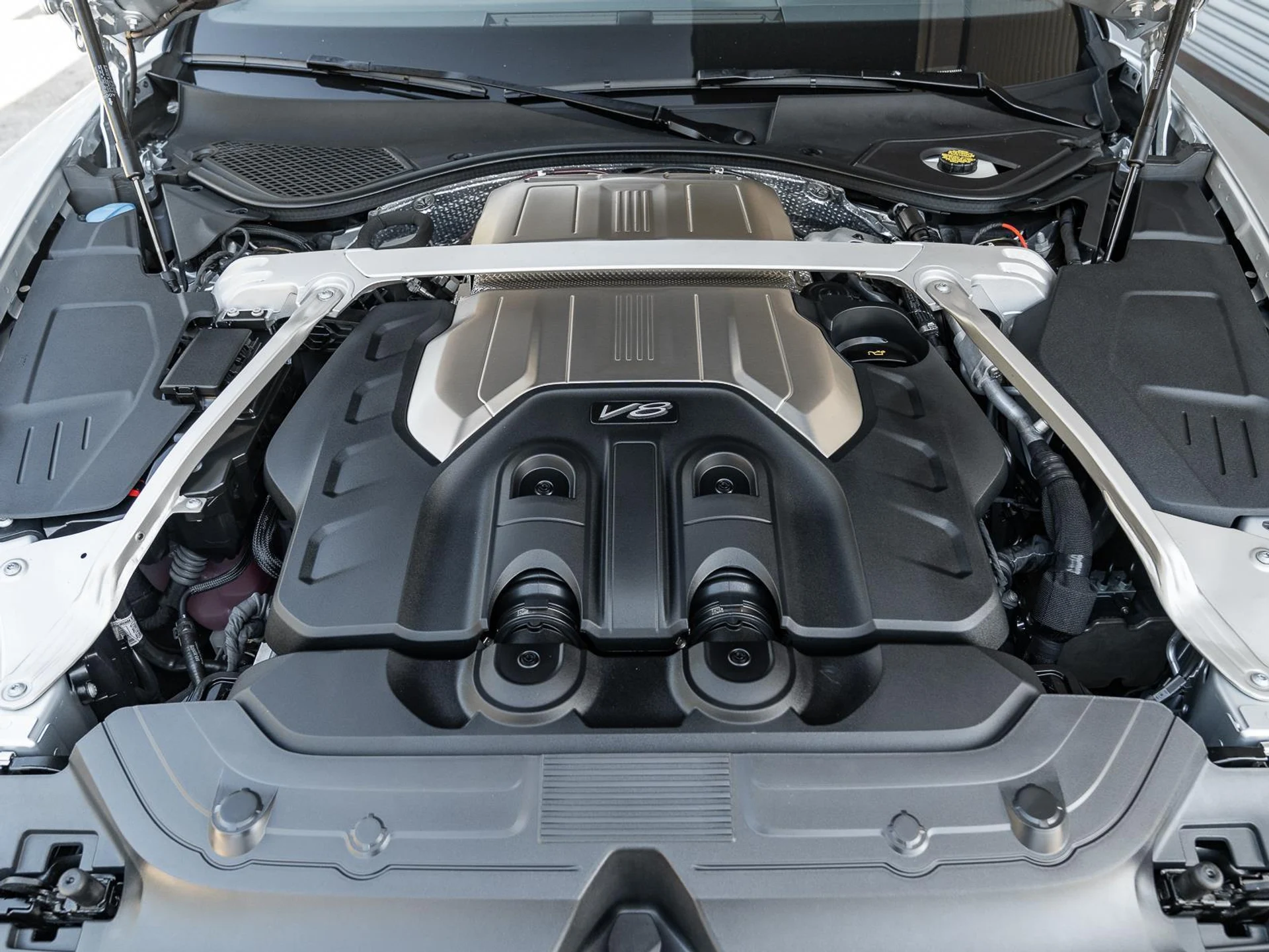 mph051_2740758440_Used_2022_Bentley_Continental_GTC_GT_V8_1777583171_923fb4f8f8