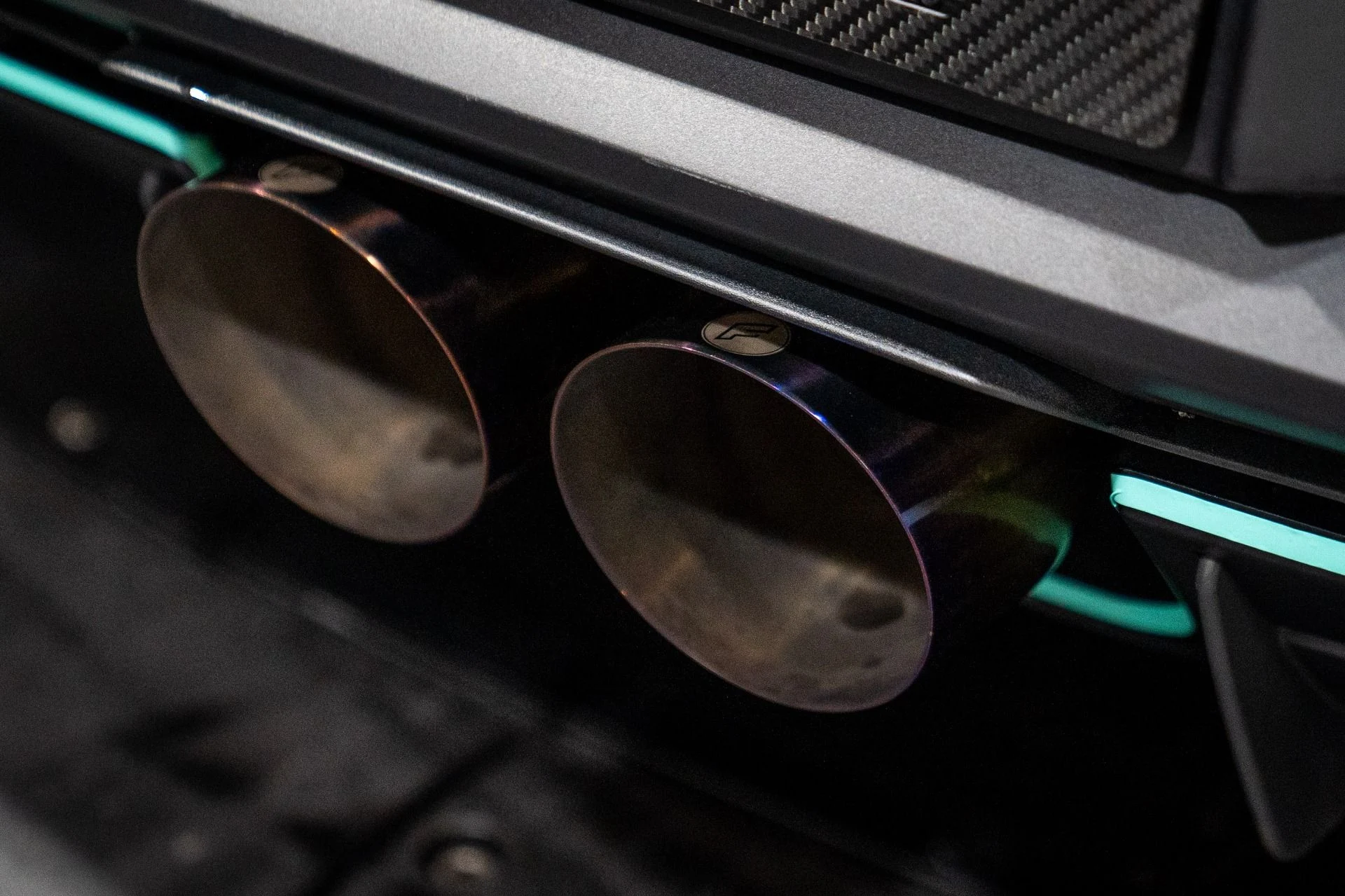 mph051_2758640984_Used_2024_Porsche_911_GT_3_RS_Arctic_Grey_Weissach_Package_1768063588_596f076d49