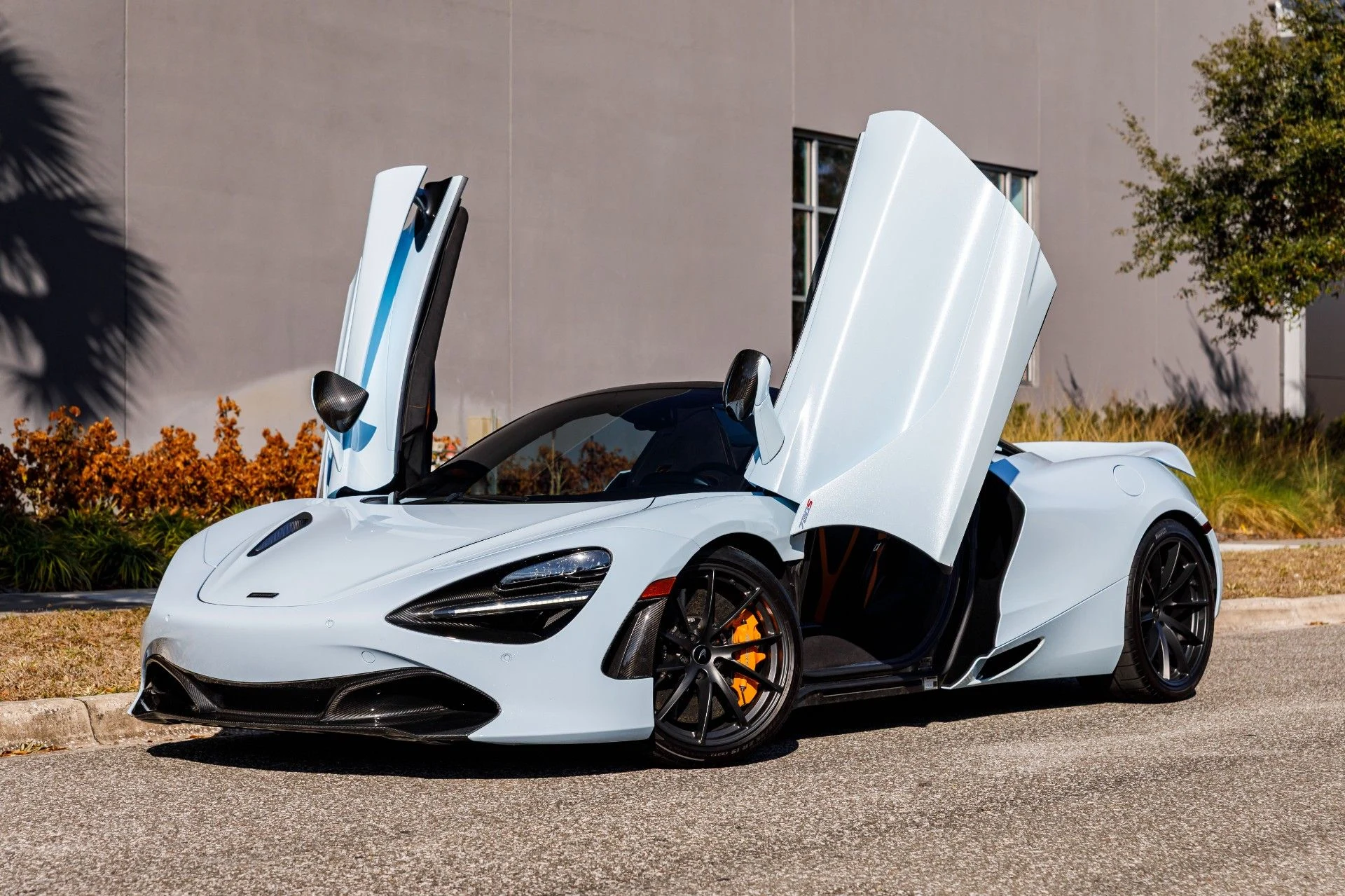 mph051_2760855288_654_p52_l_0cd0f28847