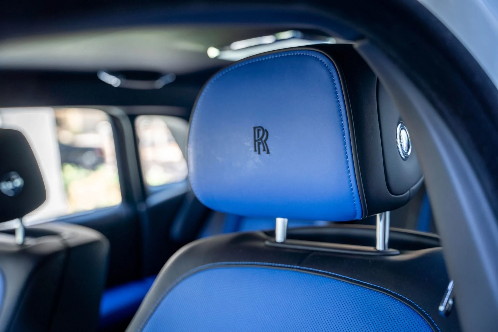mph051_2763090218_Used_2022_Rolls_Royce_Black_Badge_Ghost_1772144617_0717737ada