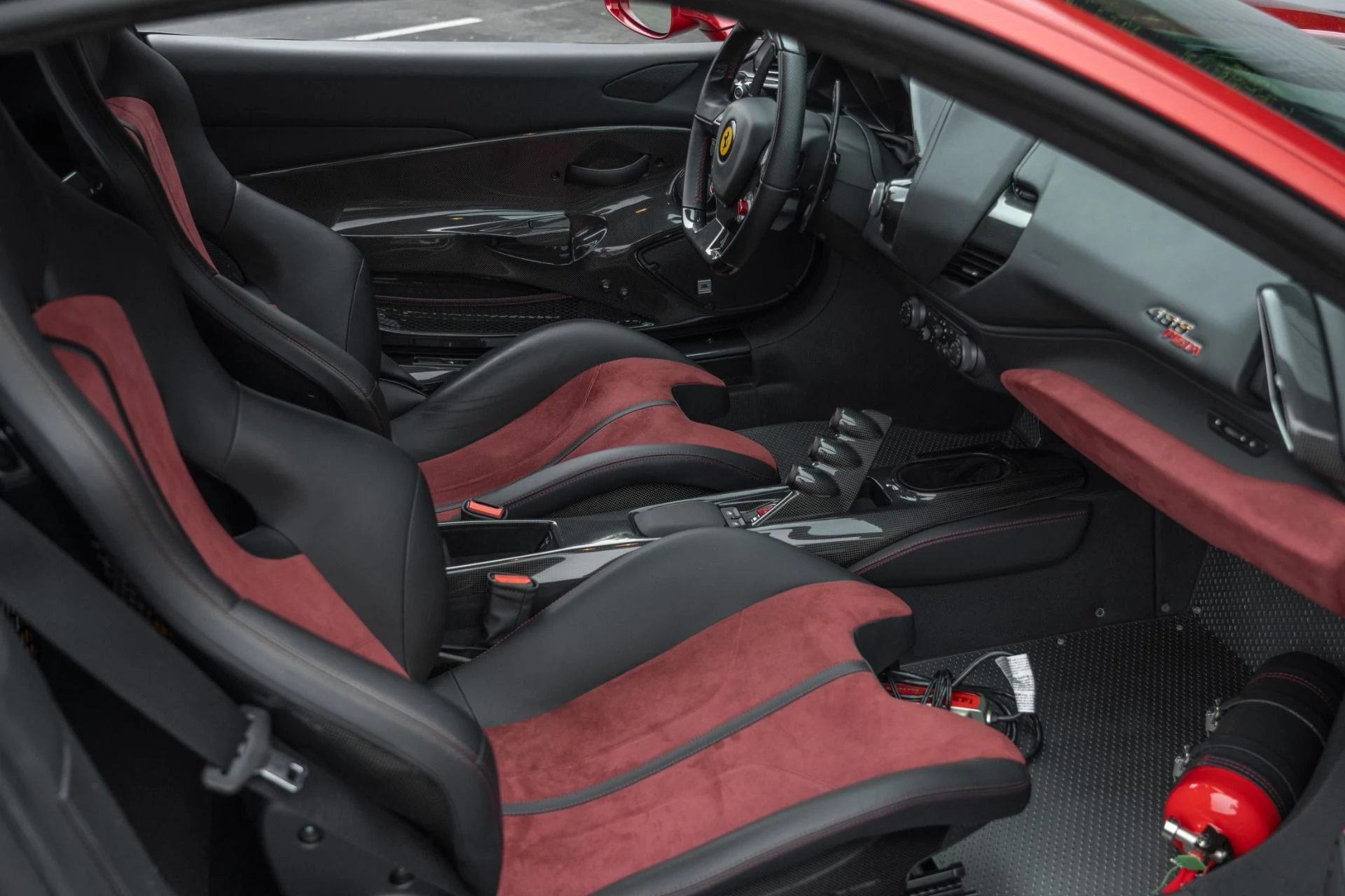 mph051_2772239055_Used_2019_Ferrari_488_Pista_1759877636_c7894d854a