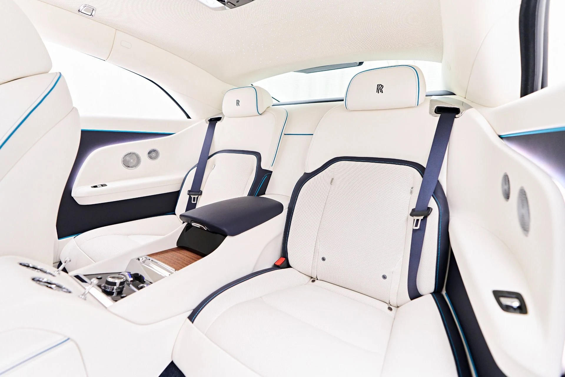 mph051_2787365235_Used_2024_Rolls_Royce_Spectre_1754099622_c769681388