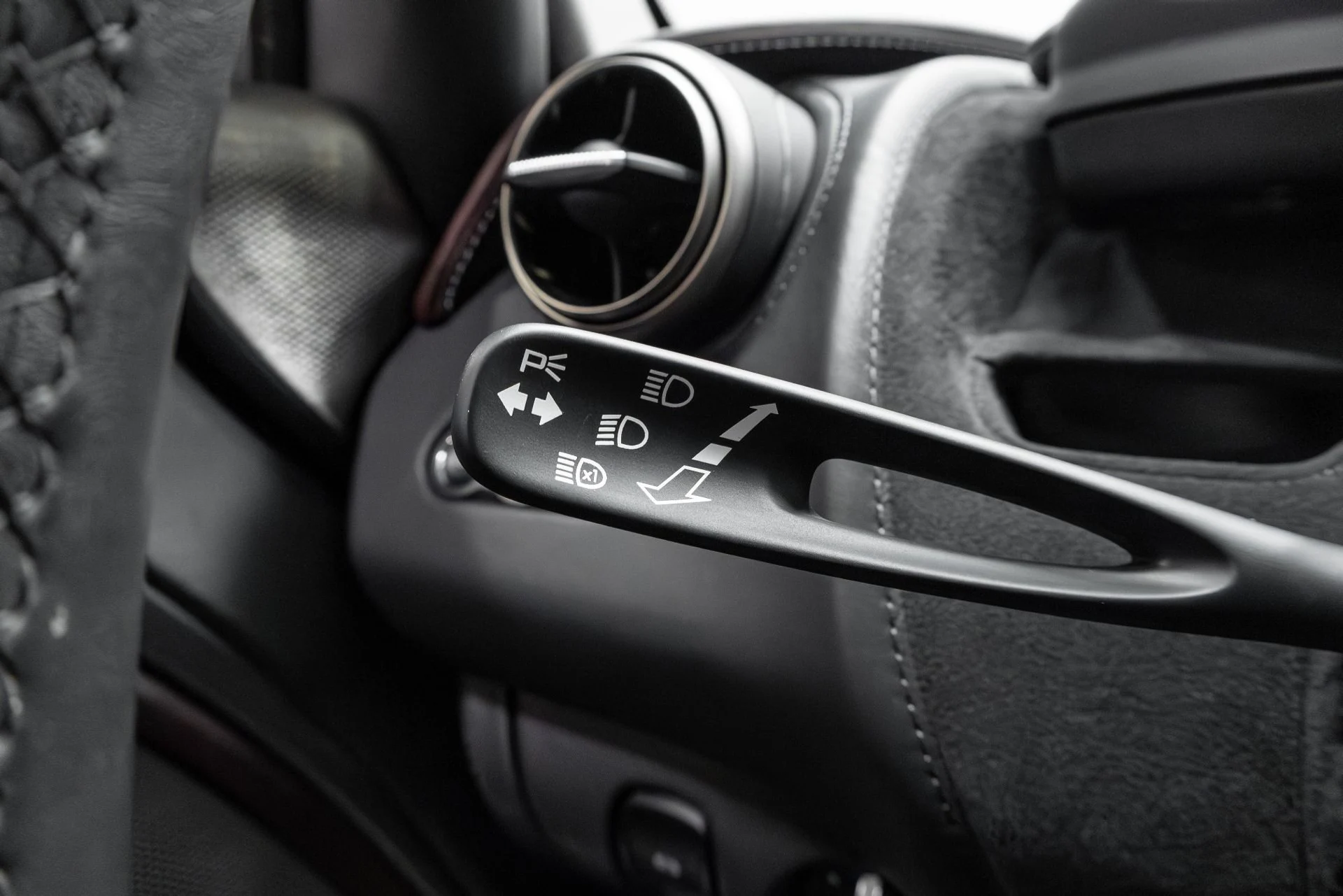 mph051_281455412_Used_2018_Mc_Laren_720_S_1772589485_c31ecd4b2a