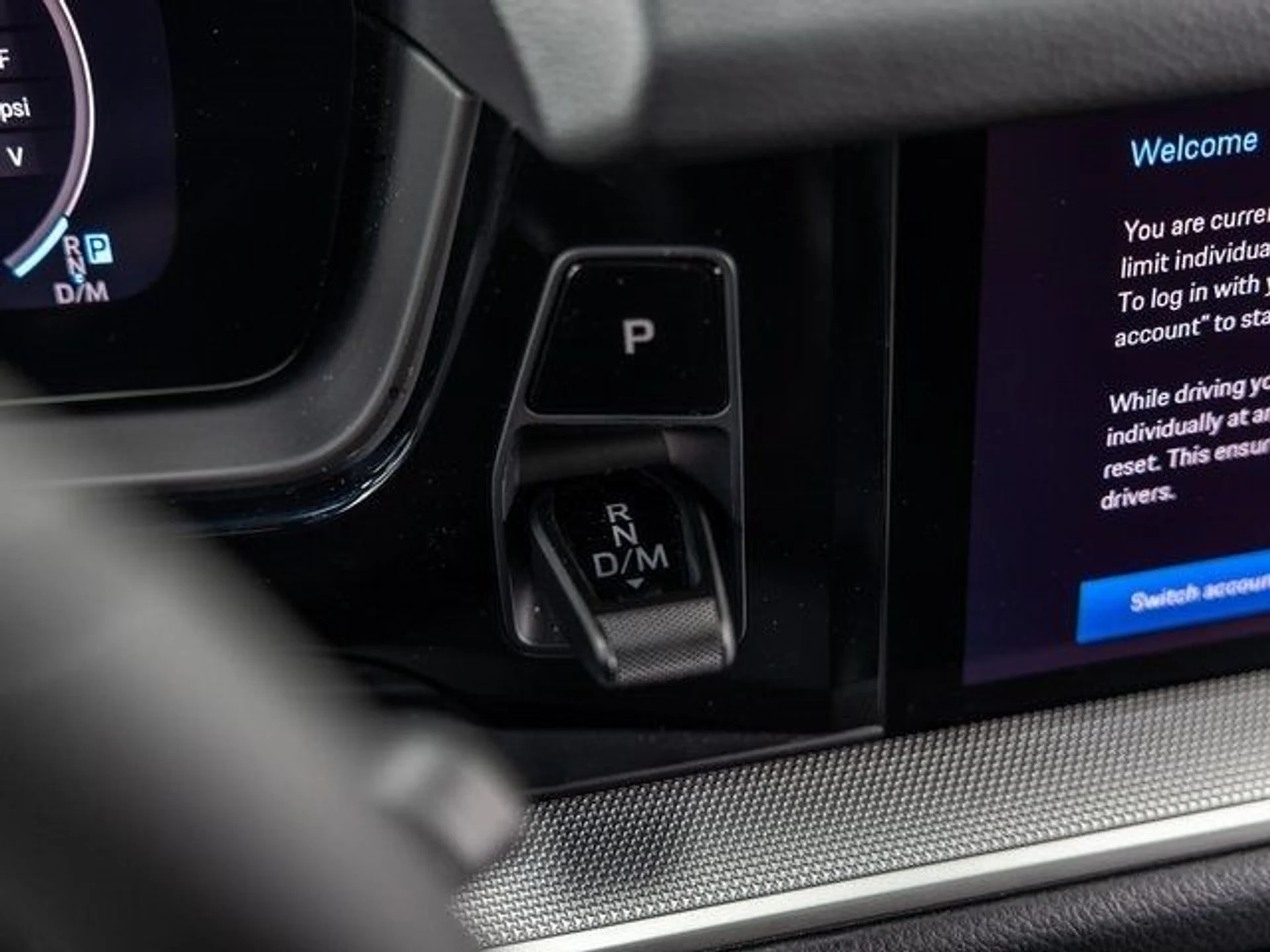 mph051_2823303343_52_e13bc429e8