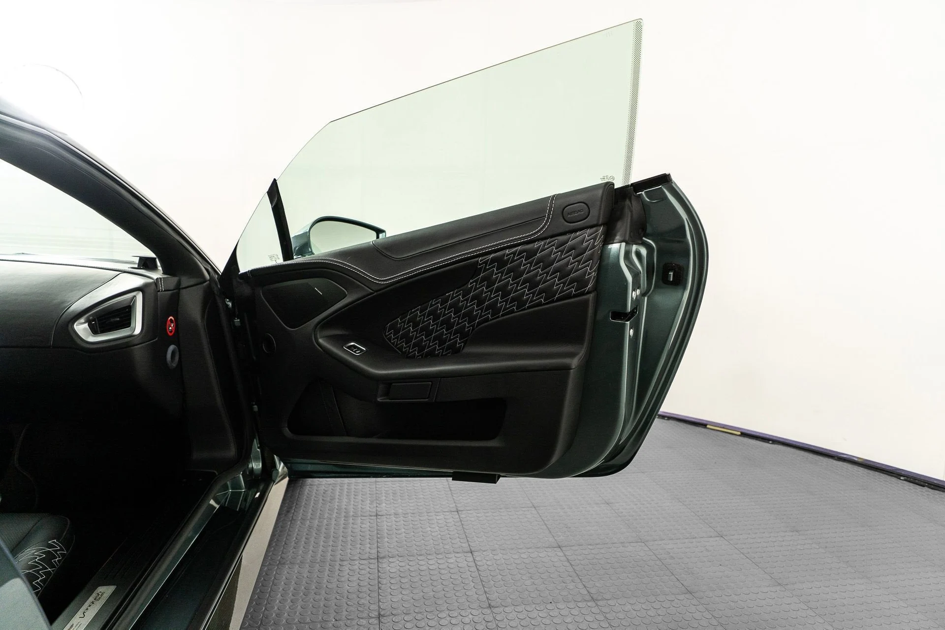 mph051_2828737154_a9b93fbc081e47409ce90121f110a853_38109ab3ad