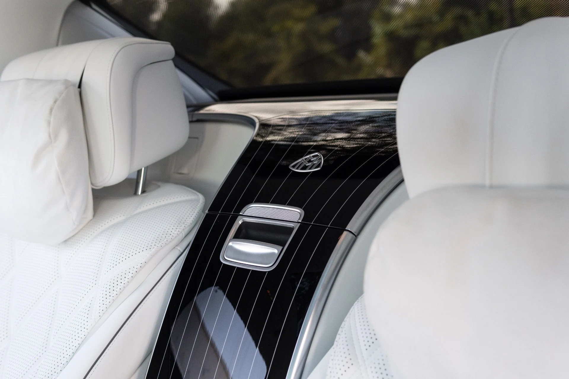 mph051_285186659_Used_2022_Mercedes_Benz_S_Class_Mercedes_Maybach_S_580_4_MATIC_1769453531_89de95361c