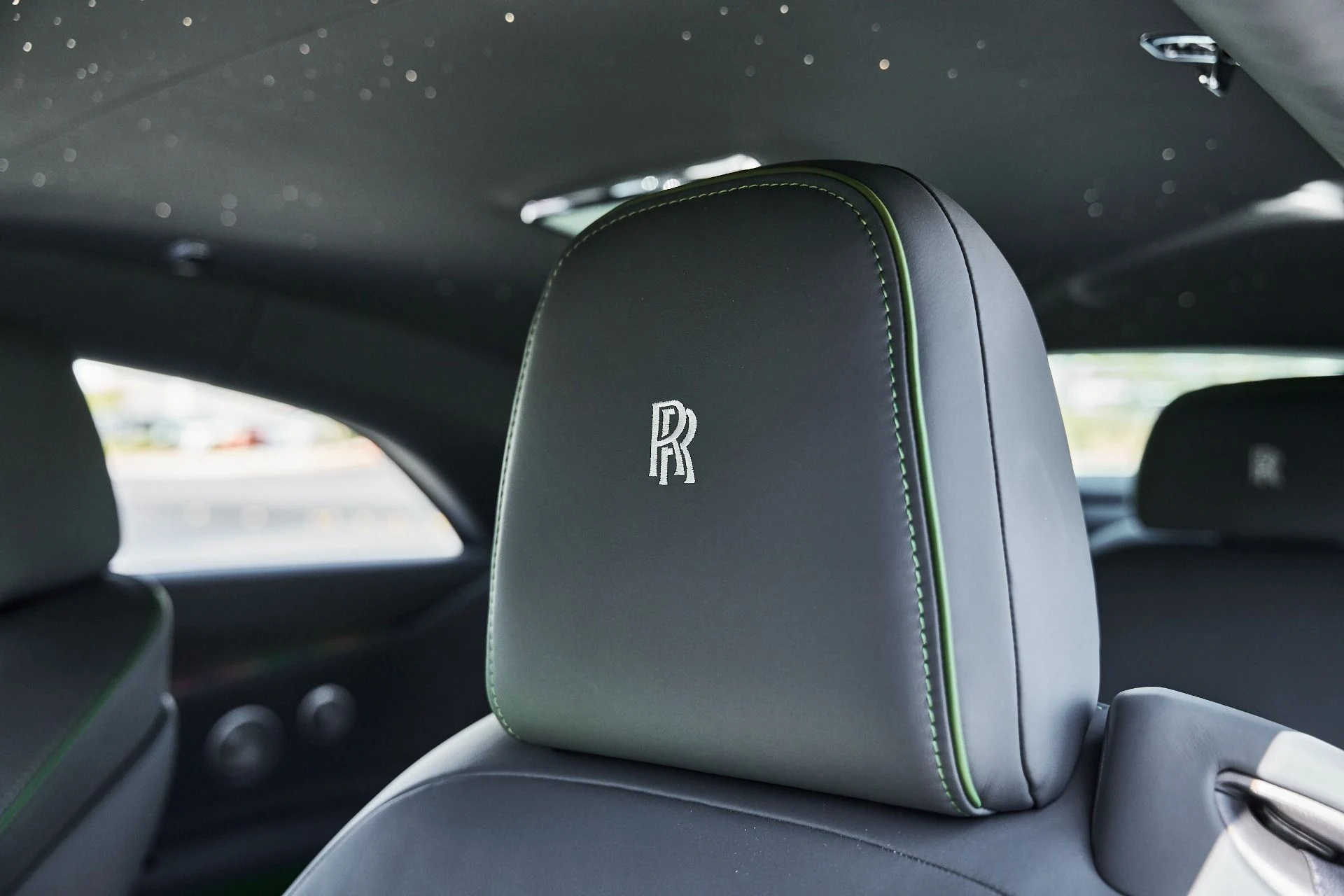 mph051_2863490242_Used_2024_Rolls_Royce_Spectre_Mansory_1776840108_4d080e1543