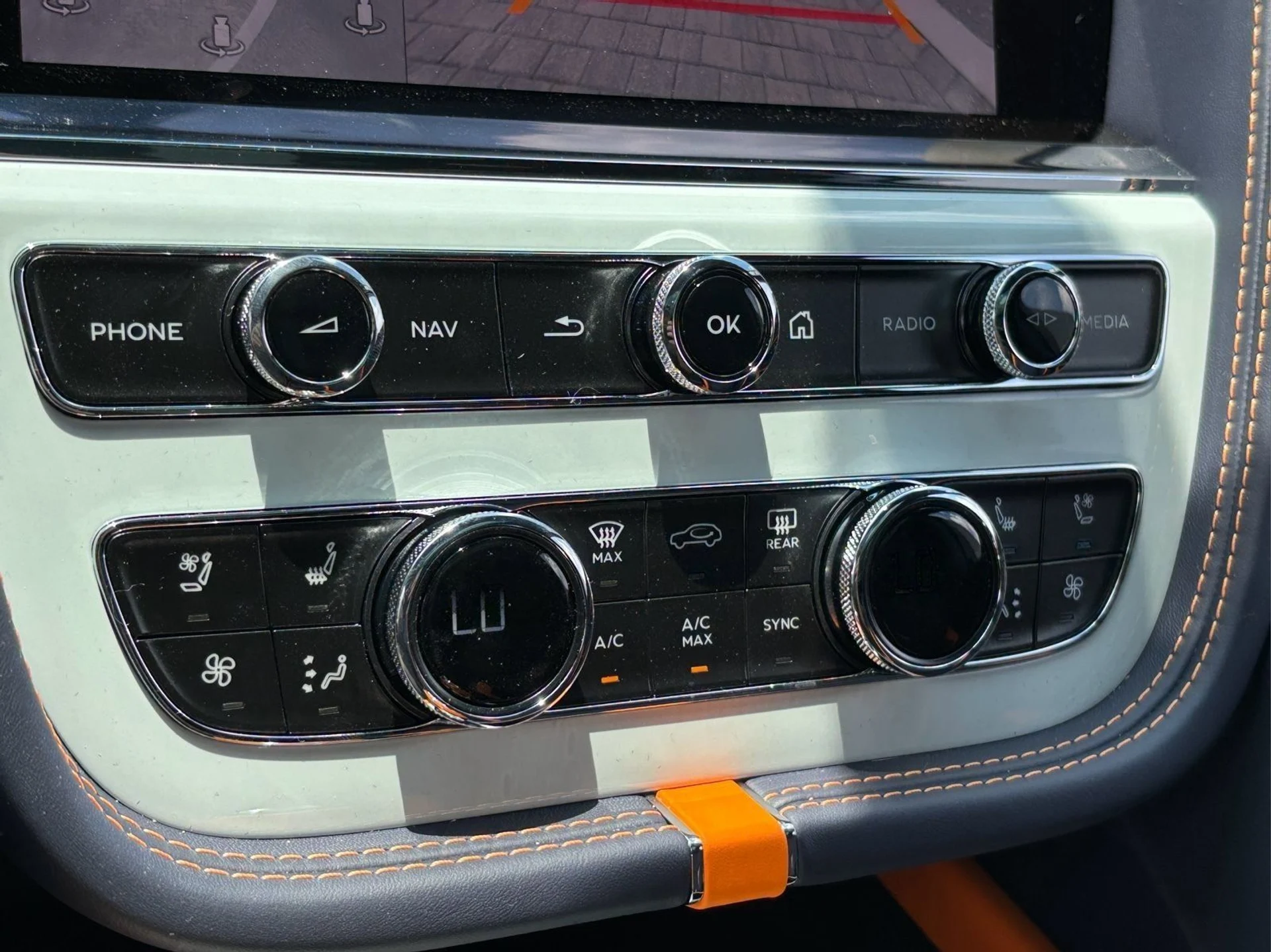 mph051_2865418898_bac3fab880d64e06b3fee99077df9af8_c4e4118ae6