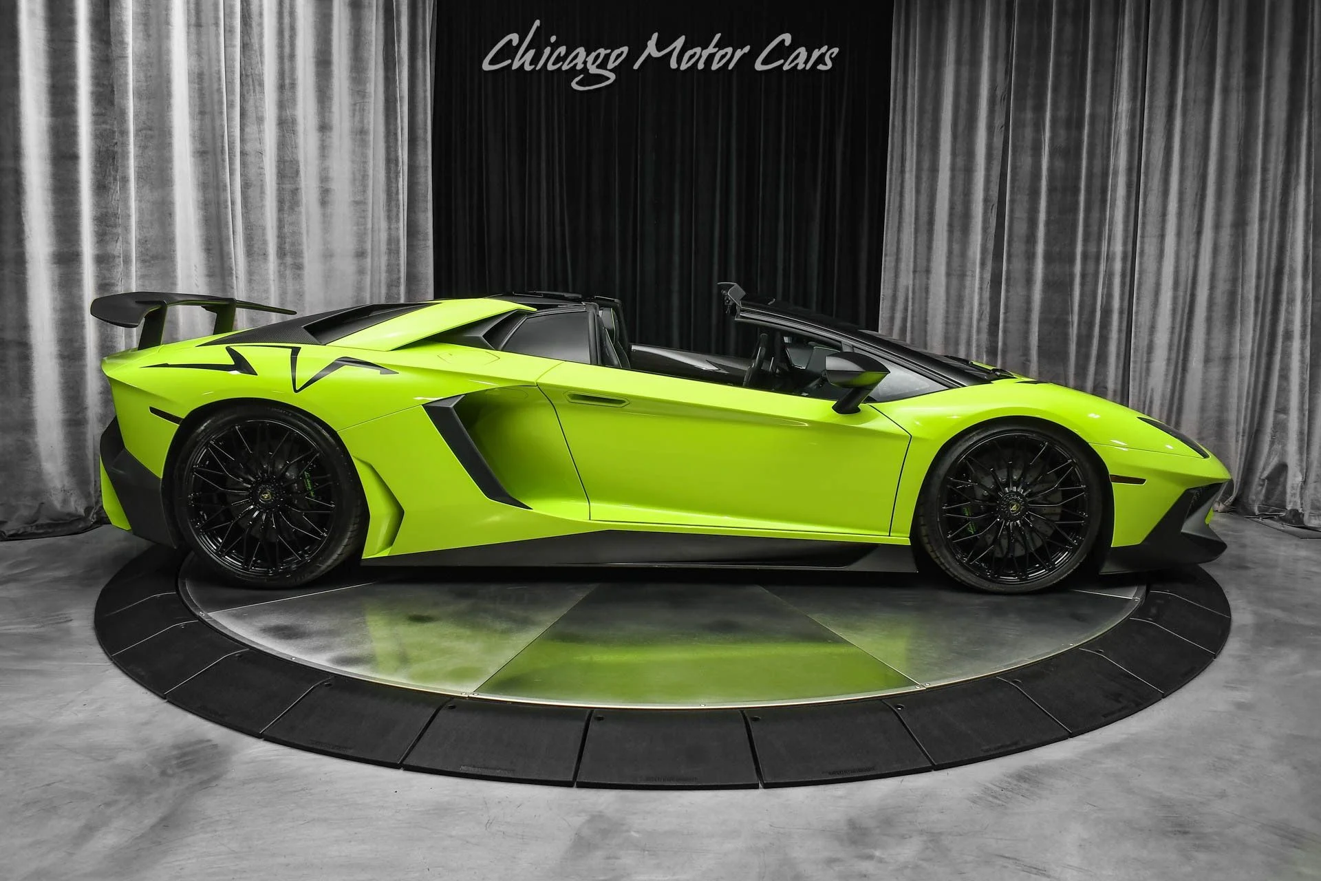 mph051_292029224_12323_p52_l_702d5b30f1