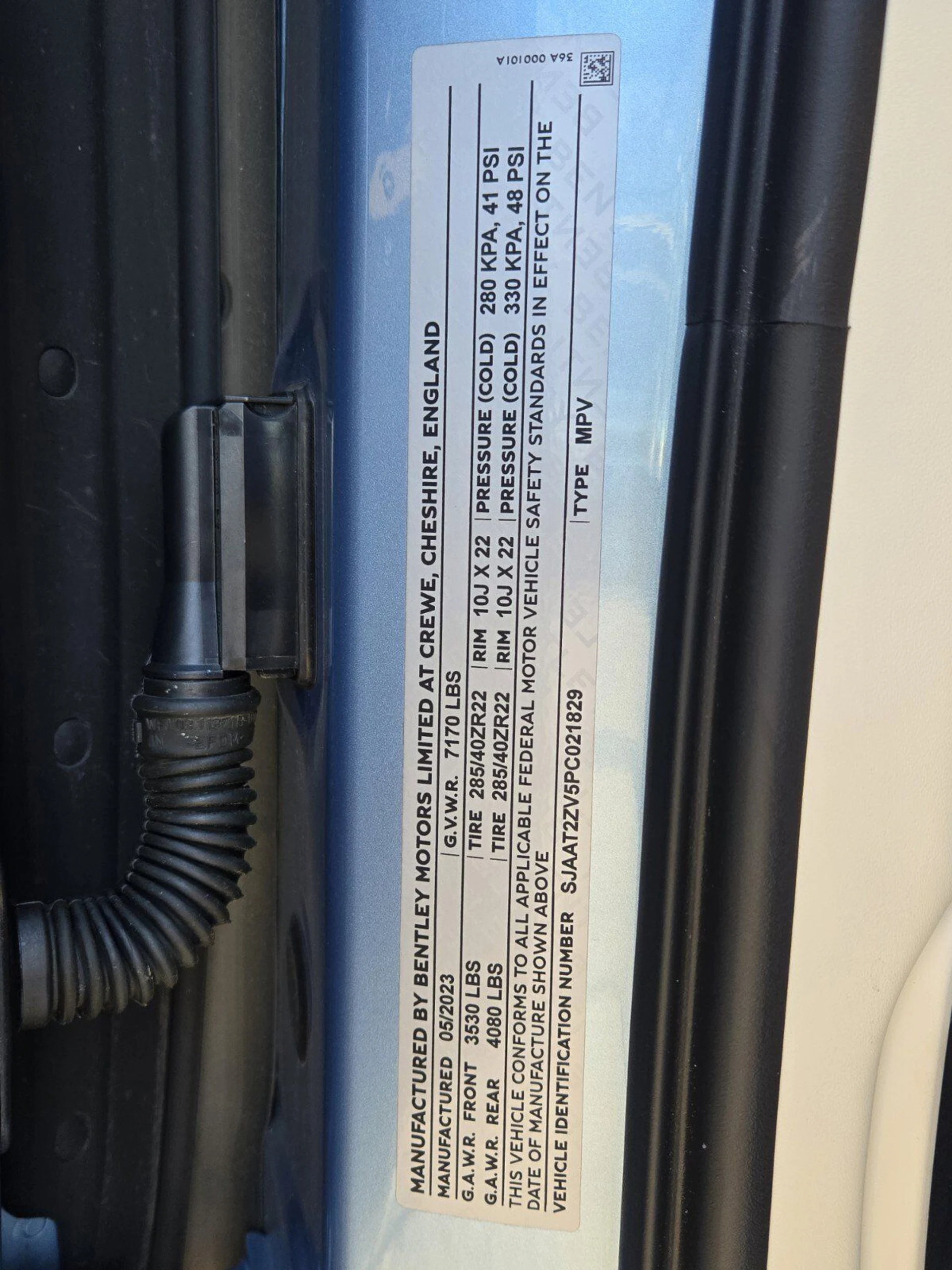 mph051_292478535_3722391e1410dae52d6a319f11860b71x_410cccffb8