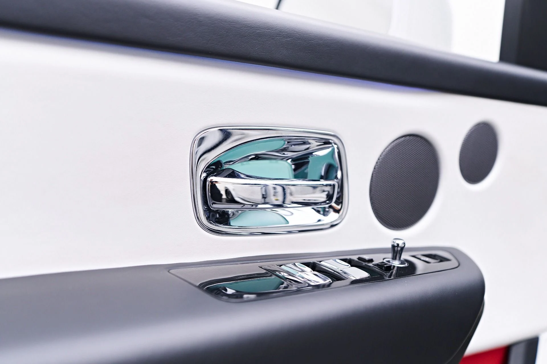 mph051_2926920009_Used_2021_Rolls_Royce_Cullinan_1753389372_06985b6669