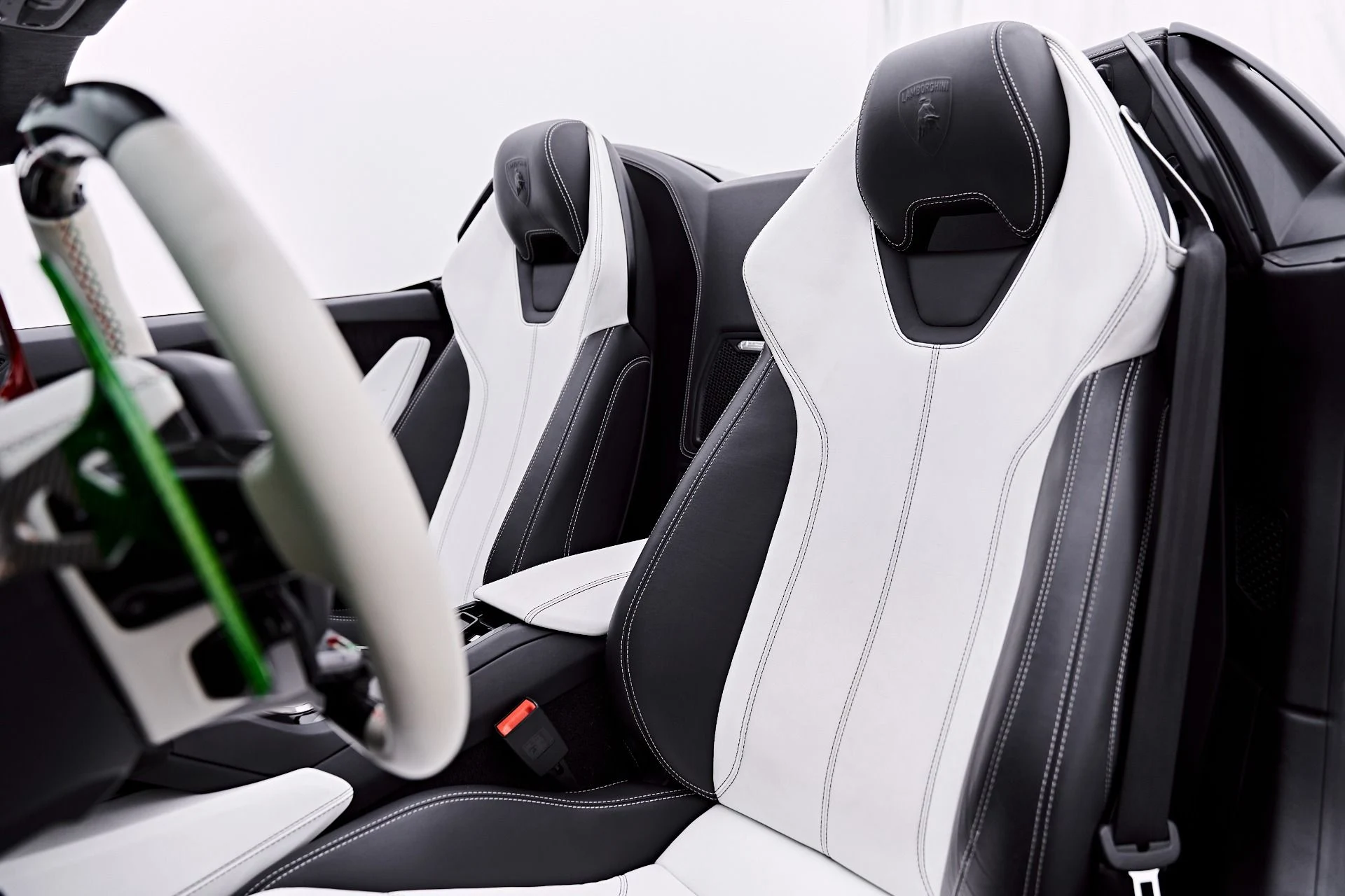 mph051_2953214453_Used_2017_Lamborghini_Huracan_1786741806_5370b67579