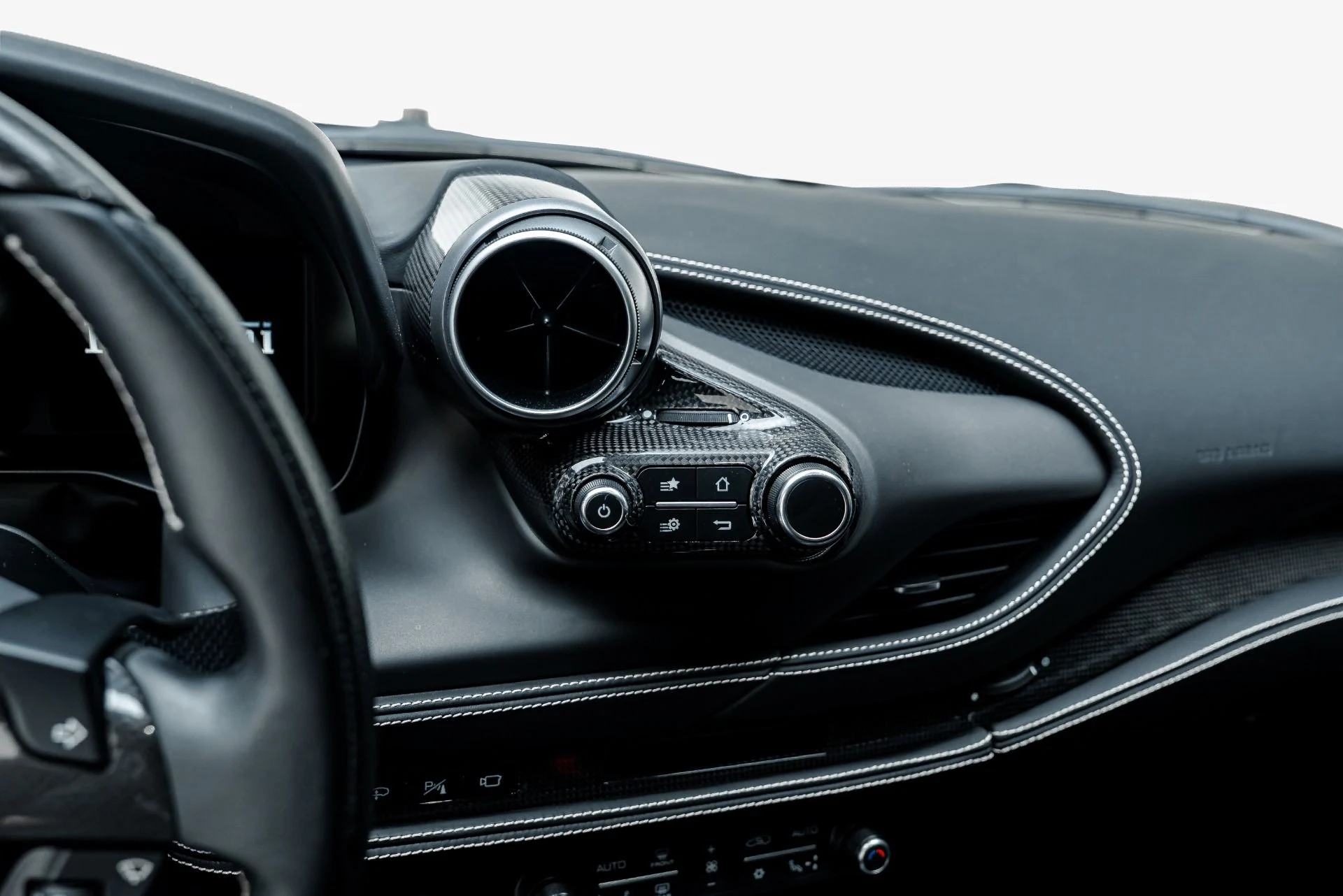 mph051_2953238768_Used_2022_Ferrari_F8_Spider_1792785122_1a37b37fd9