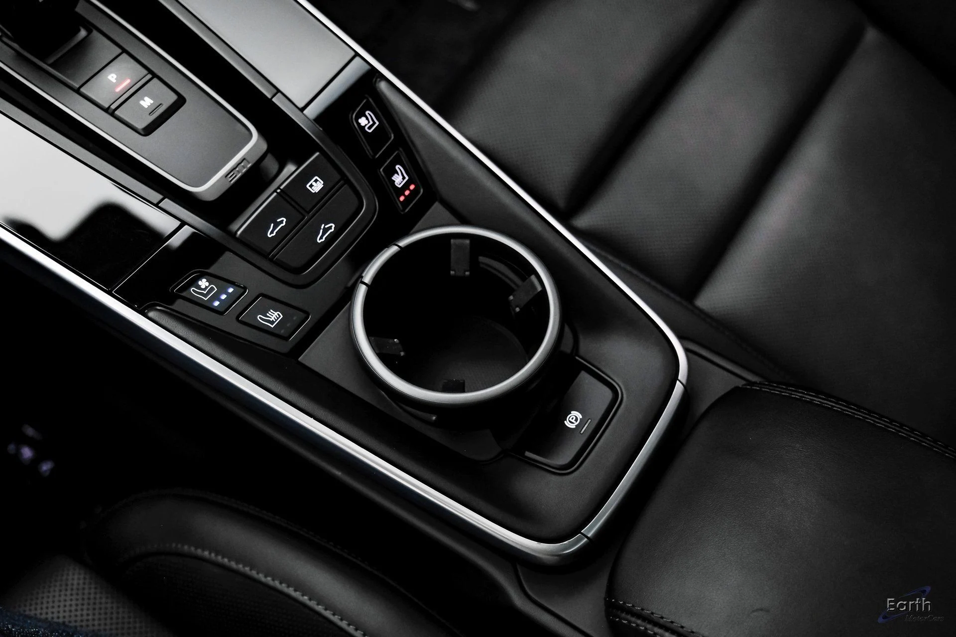 mph051_2990624739_e4819d28e25f33de3d7e27e9a6d4fb2bx_f99c47a23f