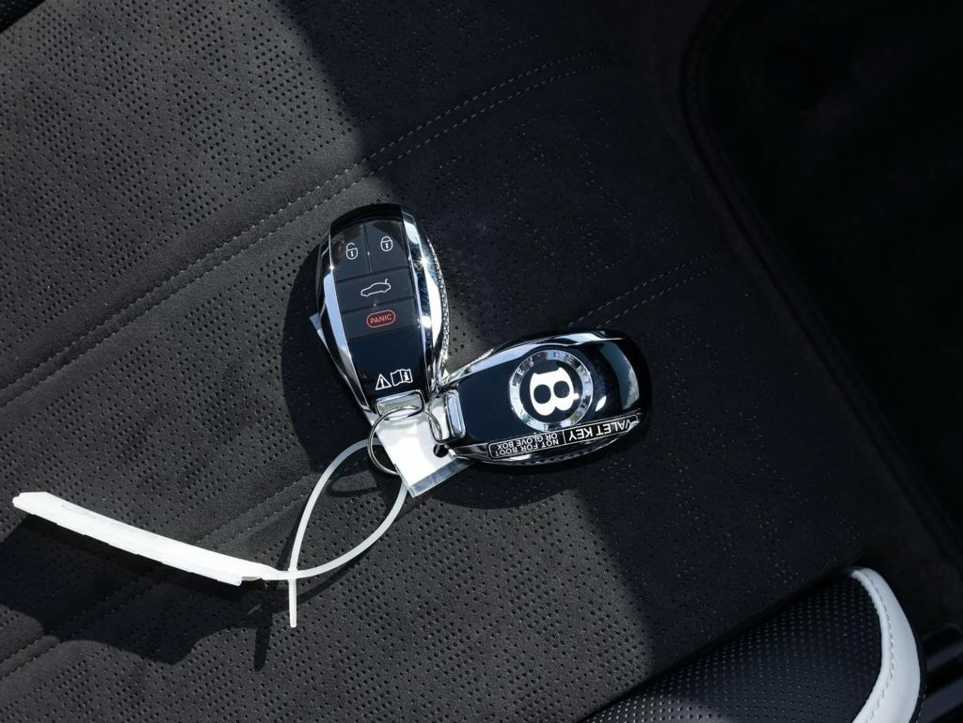 mph051_3003968680_444557825_68a6f5cae473ddbdad4ed8e5_f5afefe39f