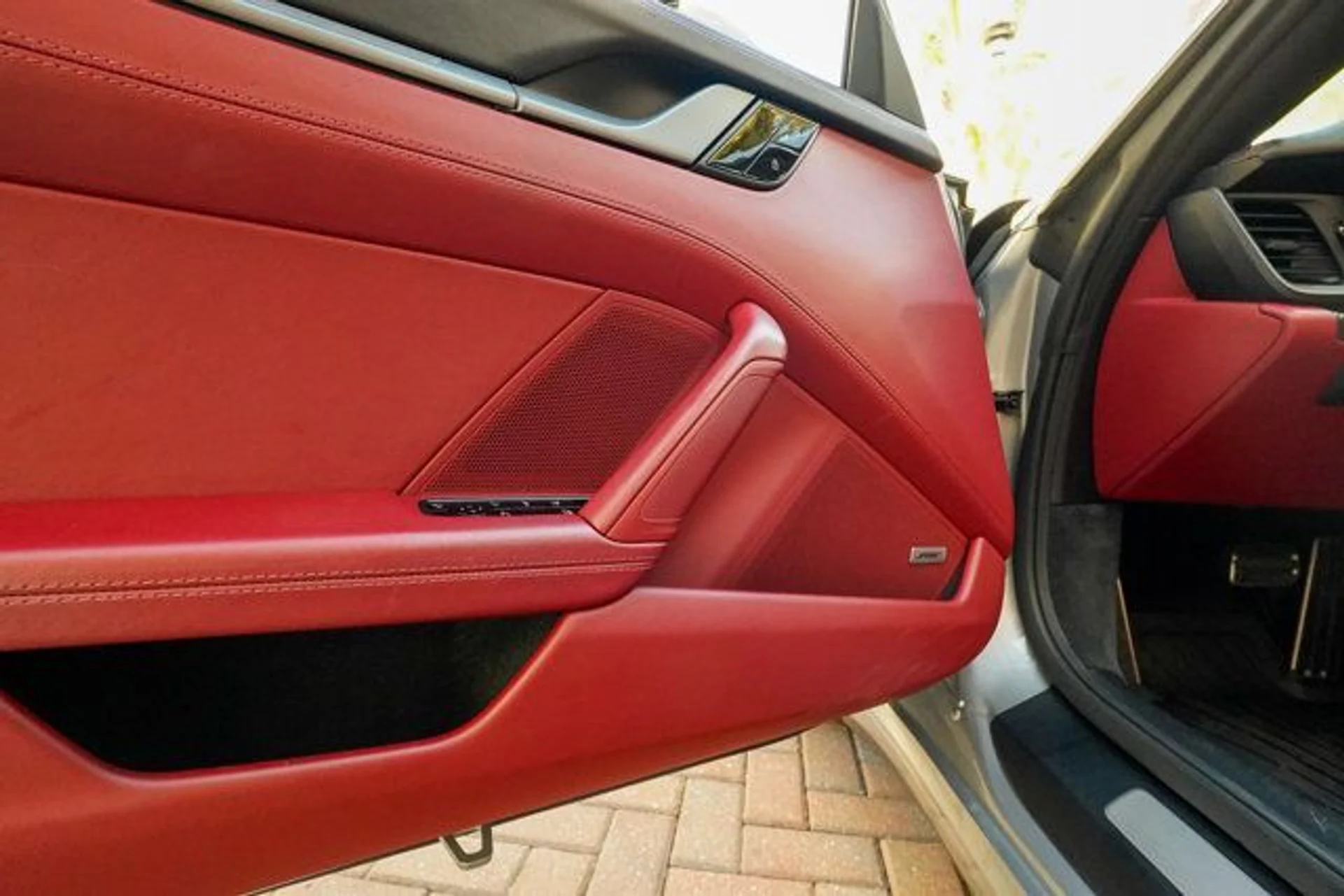 mph051_3008236048_22967897_52_640_ceac2ad077