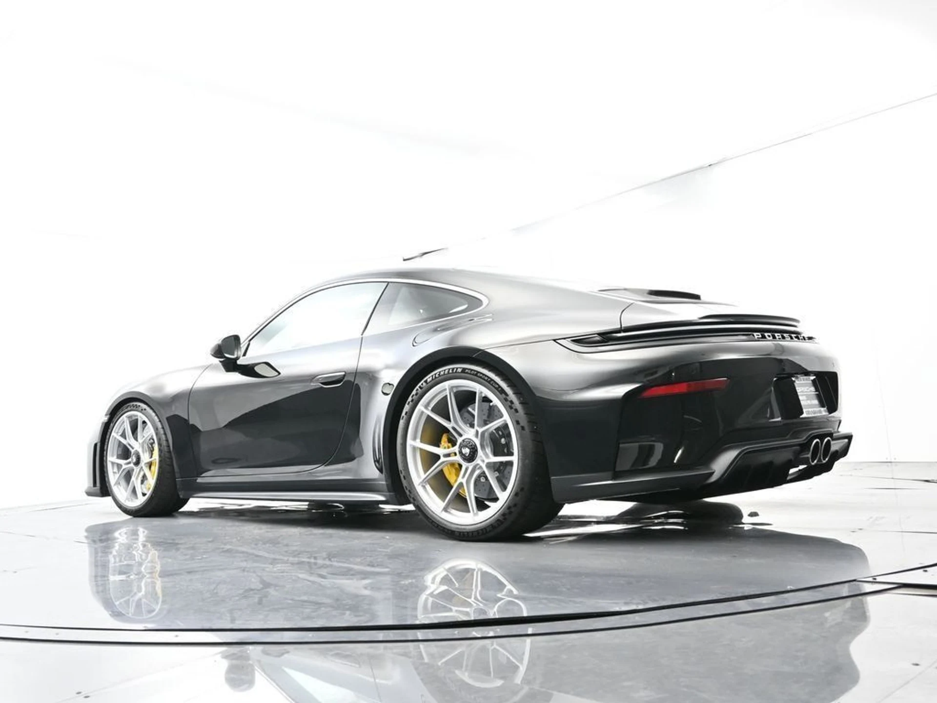 mph051_3021567660_bee556eea597f4b263831d7885c87621_4e3bde276e