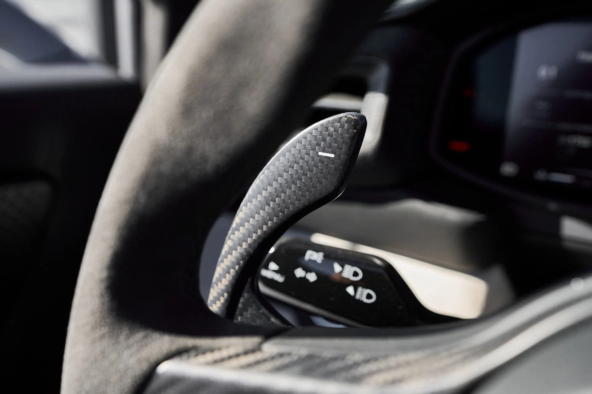 mph051_3030570176_Used_2023_Maserati_MC_20_Cielo_1761946946_87b6b3776b