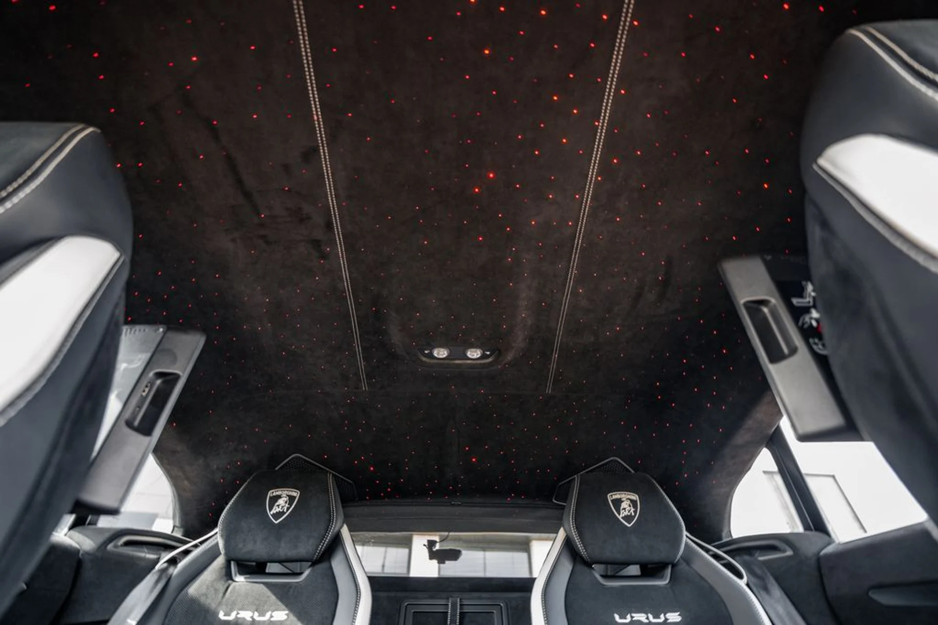 mph051_3031907790_2ca6593b25f5344b6f5663e41cbe3b4ex_f5a25fbc34