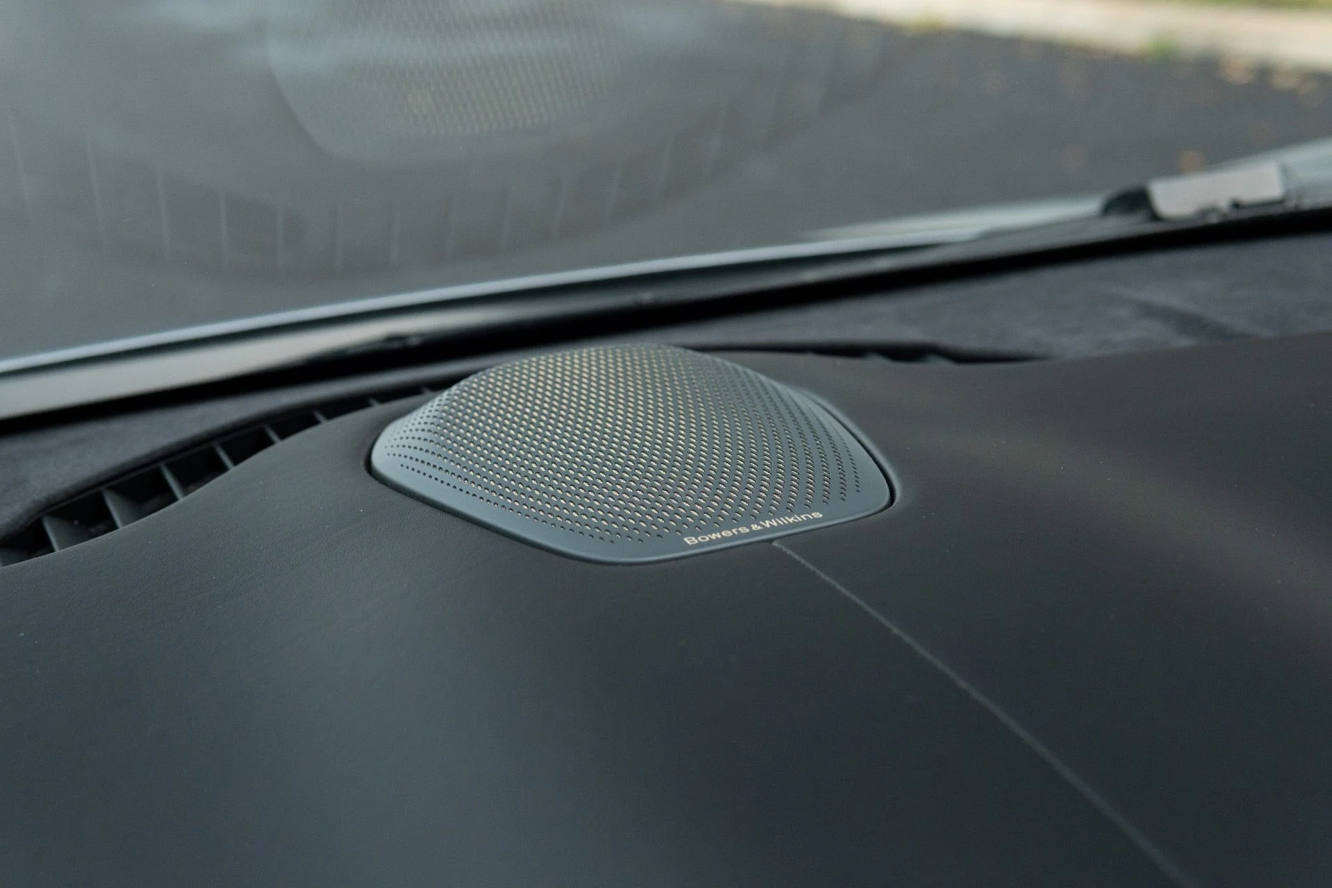 mph051_3045673434_Used_2023_Mc_Laren_Artura_1776712926_59b39f005f