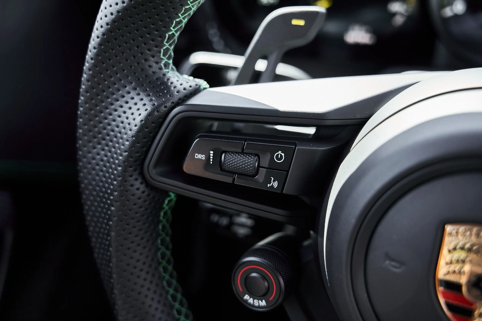 mph051_3047603097_Used_2025_Porsche_911_GT_3_RS_1776295596_2cd9c0b822