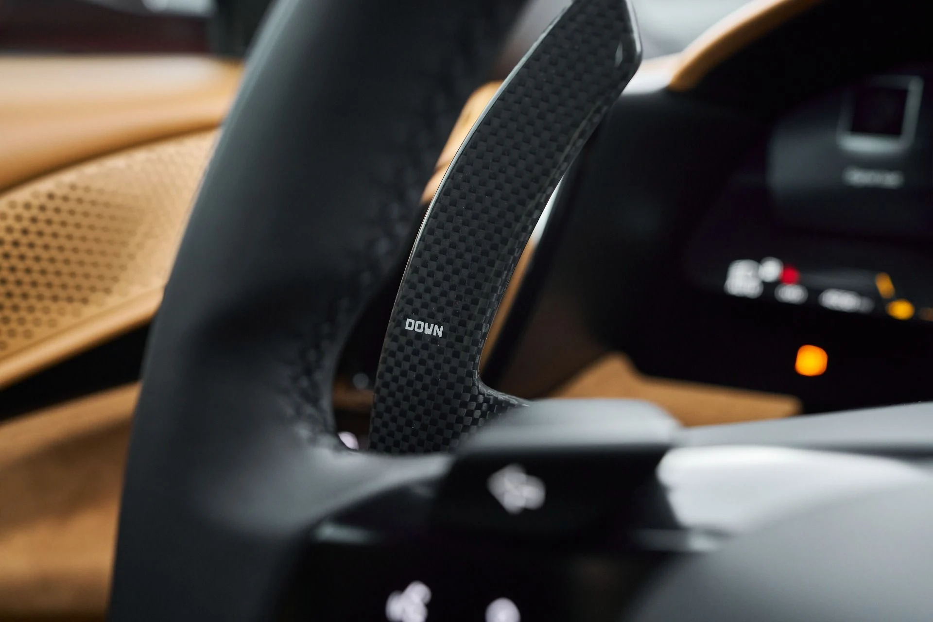 mph051_3048062748_Used_2023_Ferrari_Roma_Base_1761599080_9bef96a1bb