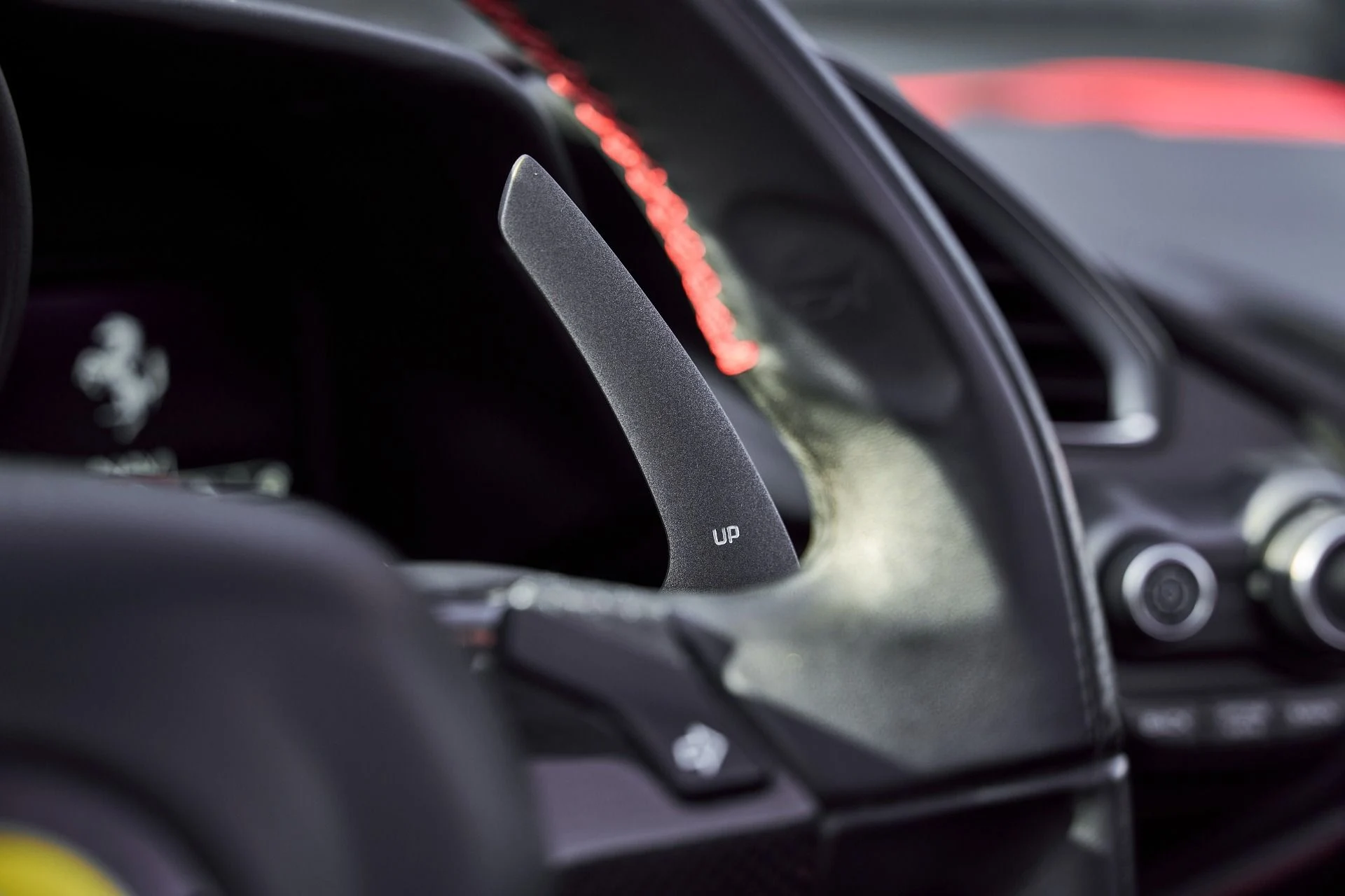 mph051_3065928180_Used_2019_Ferrari_488_Spider_Base_1766024989_0b7a3ef163