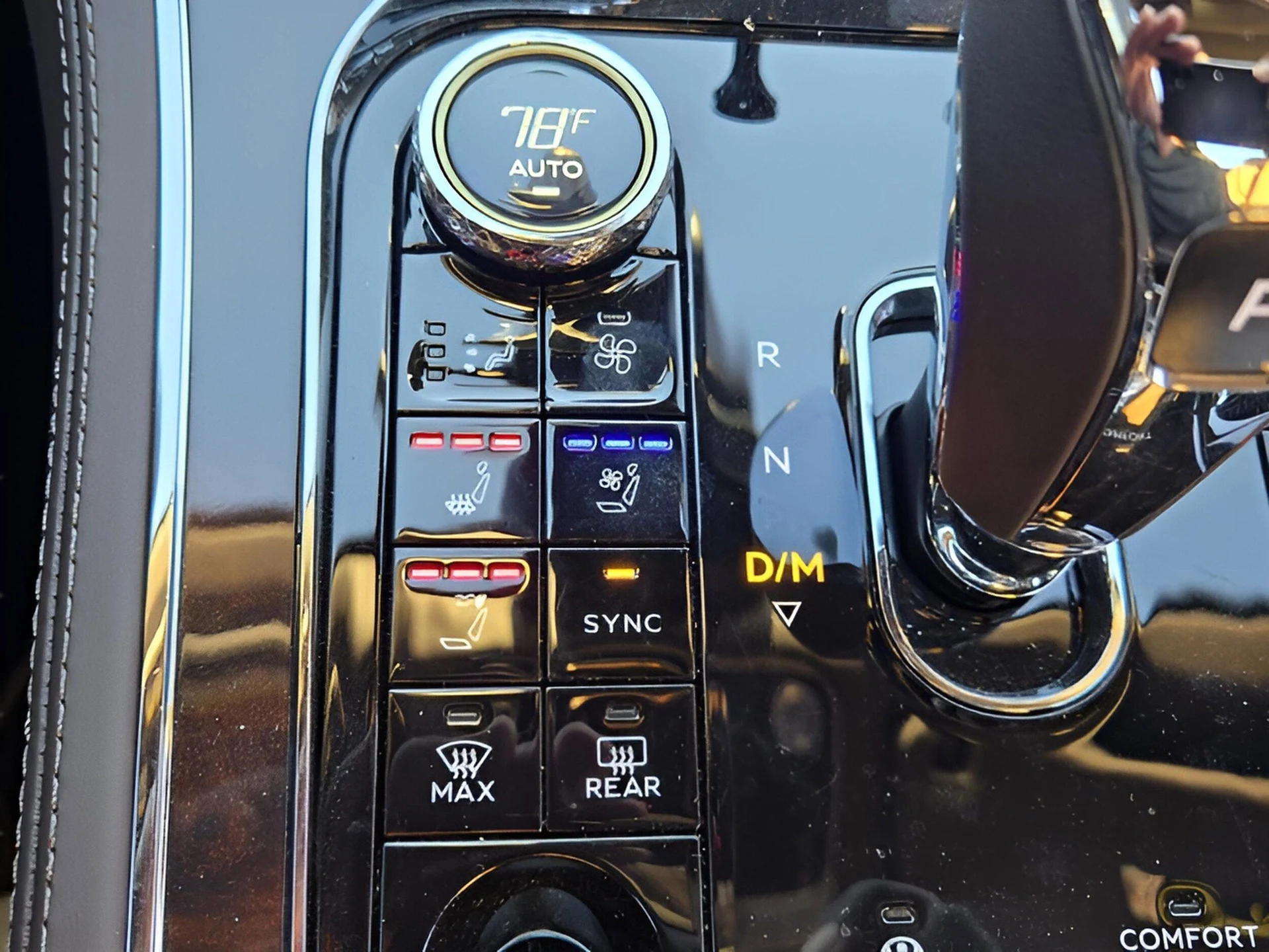 mph051_3069174636_c779860f05d5020924afc1d4e9887709x_b4669921c9