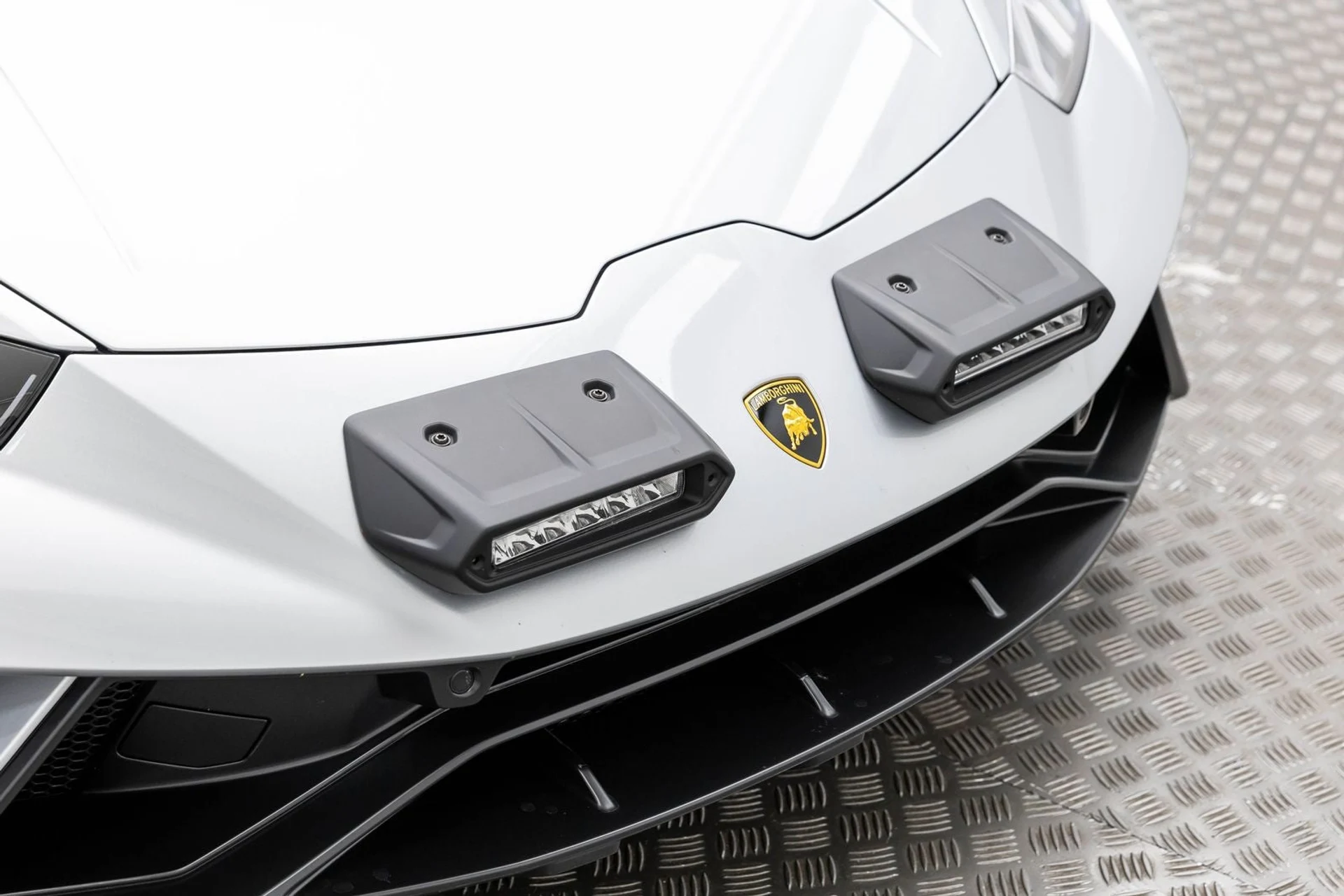 mph051_3081528264_52_e154db7901