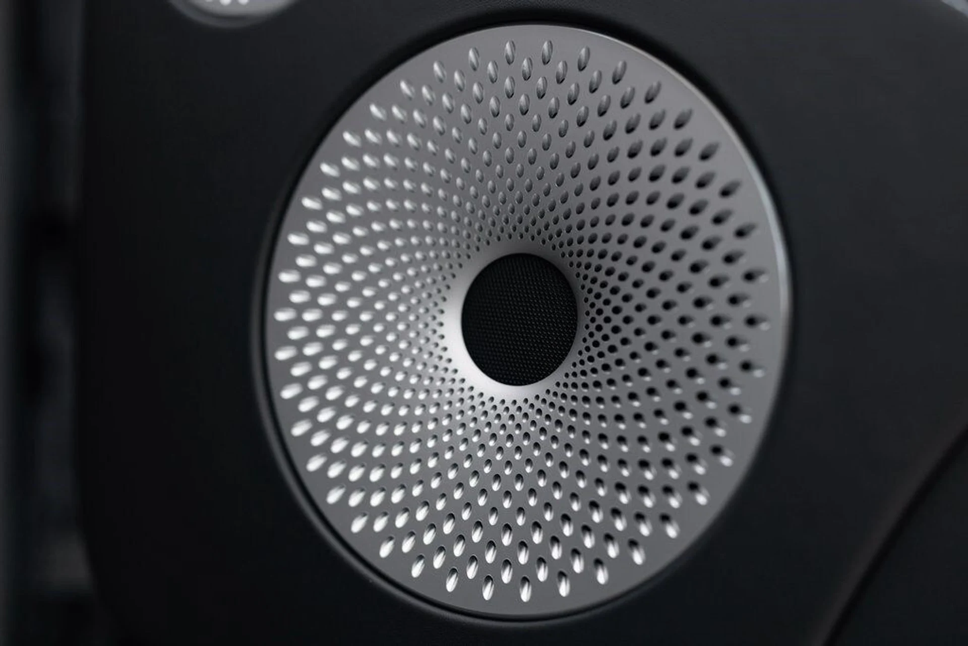 mph051_3095848490_332ff787a6c25e916981321a15f3ae49x_6714b0019a