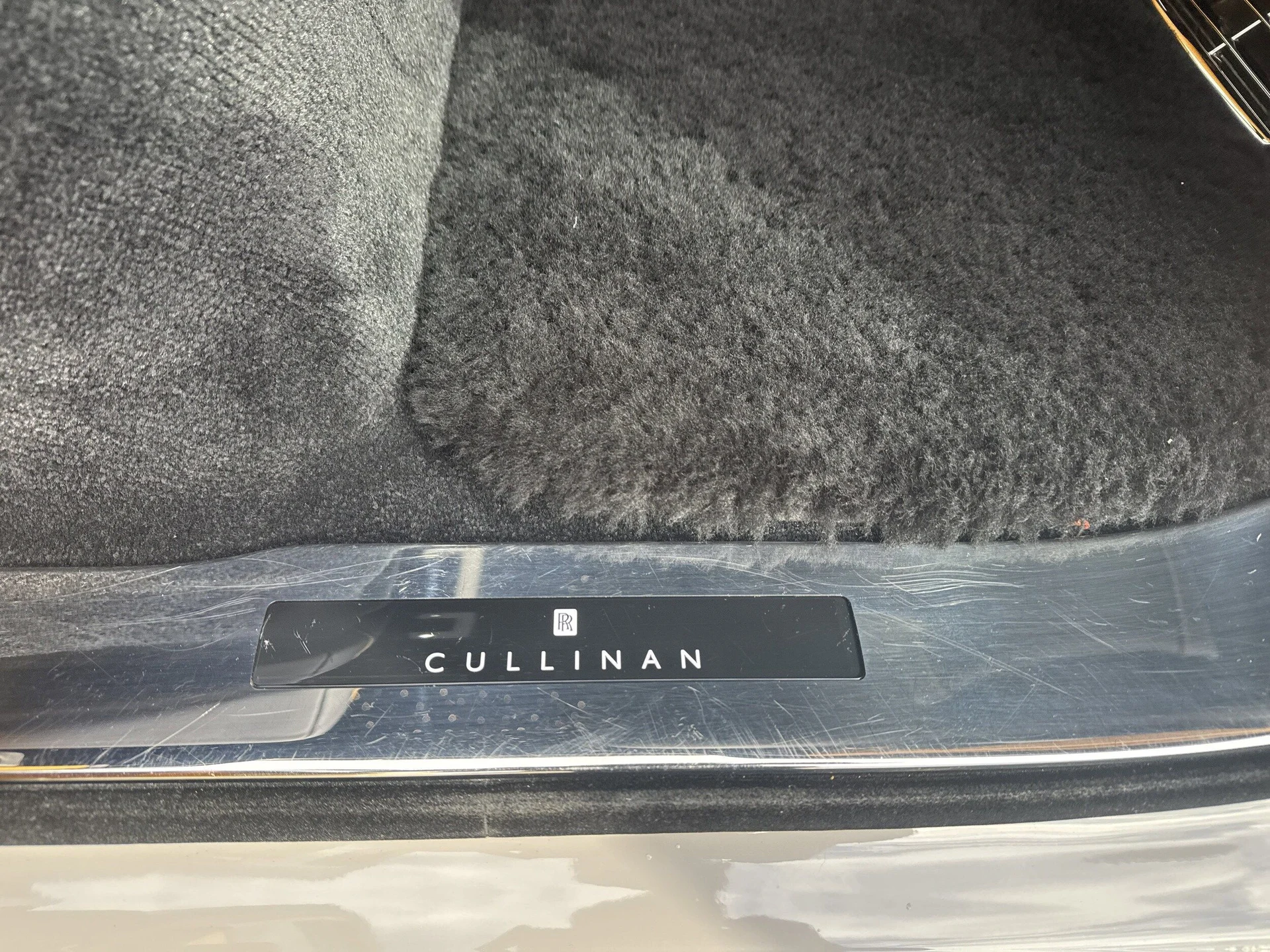 mph051_3125911568_e5652789d4e2160f84ad1a974266a788x_6591ed46e7