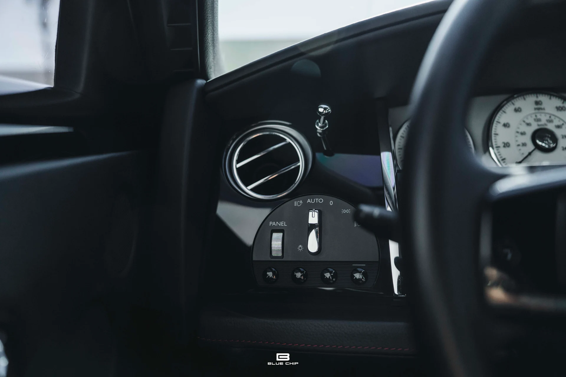 mph051_313621200_690183f587668c10f95926de_DSC_06921_175603b500