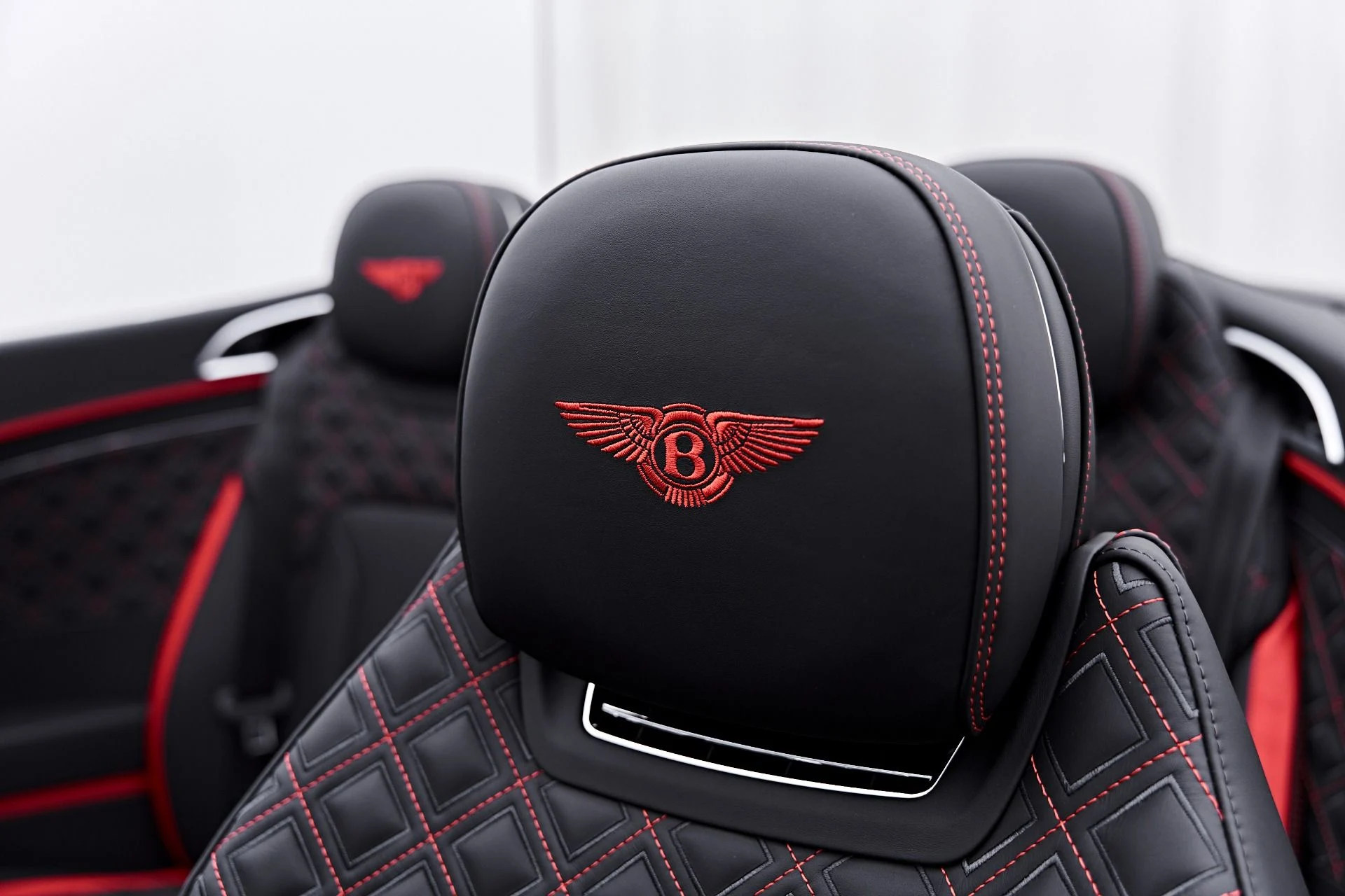 mph051_3142328587_Used_2024_Bentley_Continental_GT_Speed_1790300508_f33d55cde5
