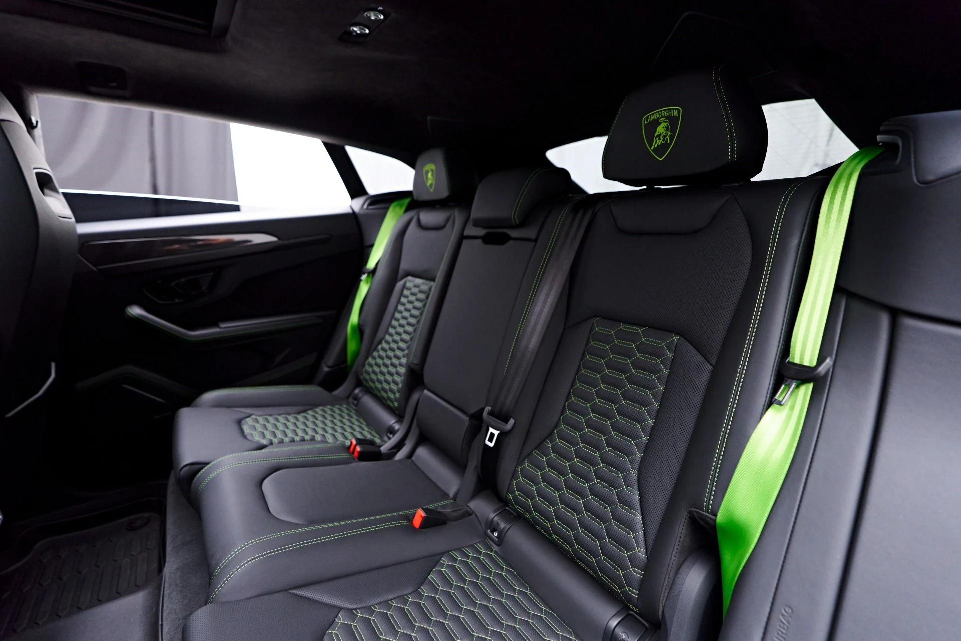 mph051_3171131874_Used_2024_Lamborghini_Urus_S_1753236168_9e7495cf5f
