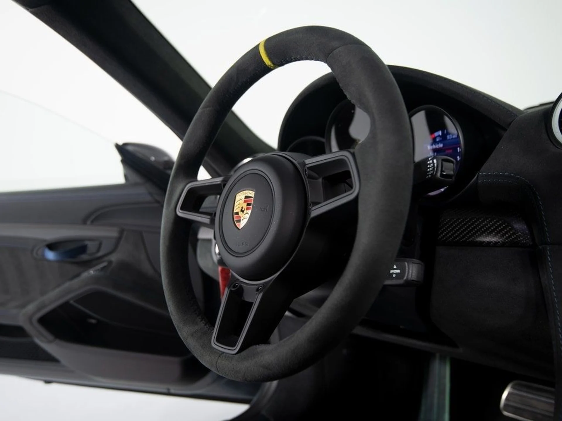 mph051_3197588292_dc7e8ae26f4d70b63003542648eb242cx_d157aec20a