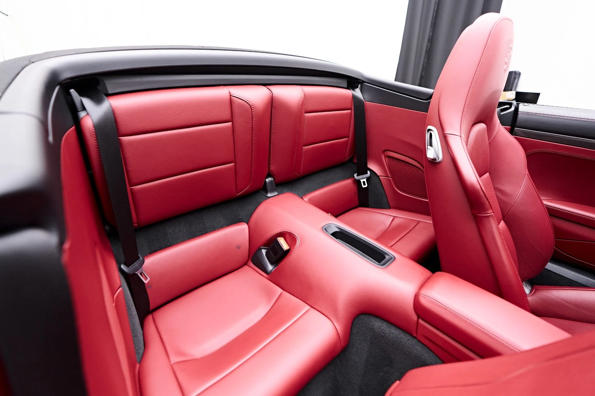 mph051_3202439960_Used_2019_Porsche_911_Turbo_S_1755714959_e191458182