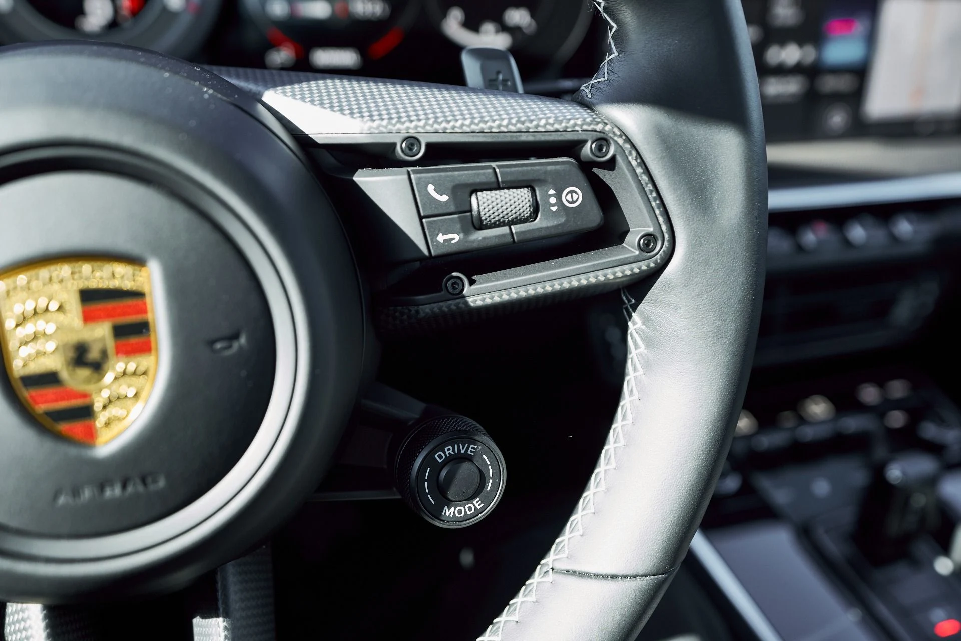 mph051_3216398706_Used_2021_Porsche_911_Turbo_S_1765593029_0ce7b609c8