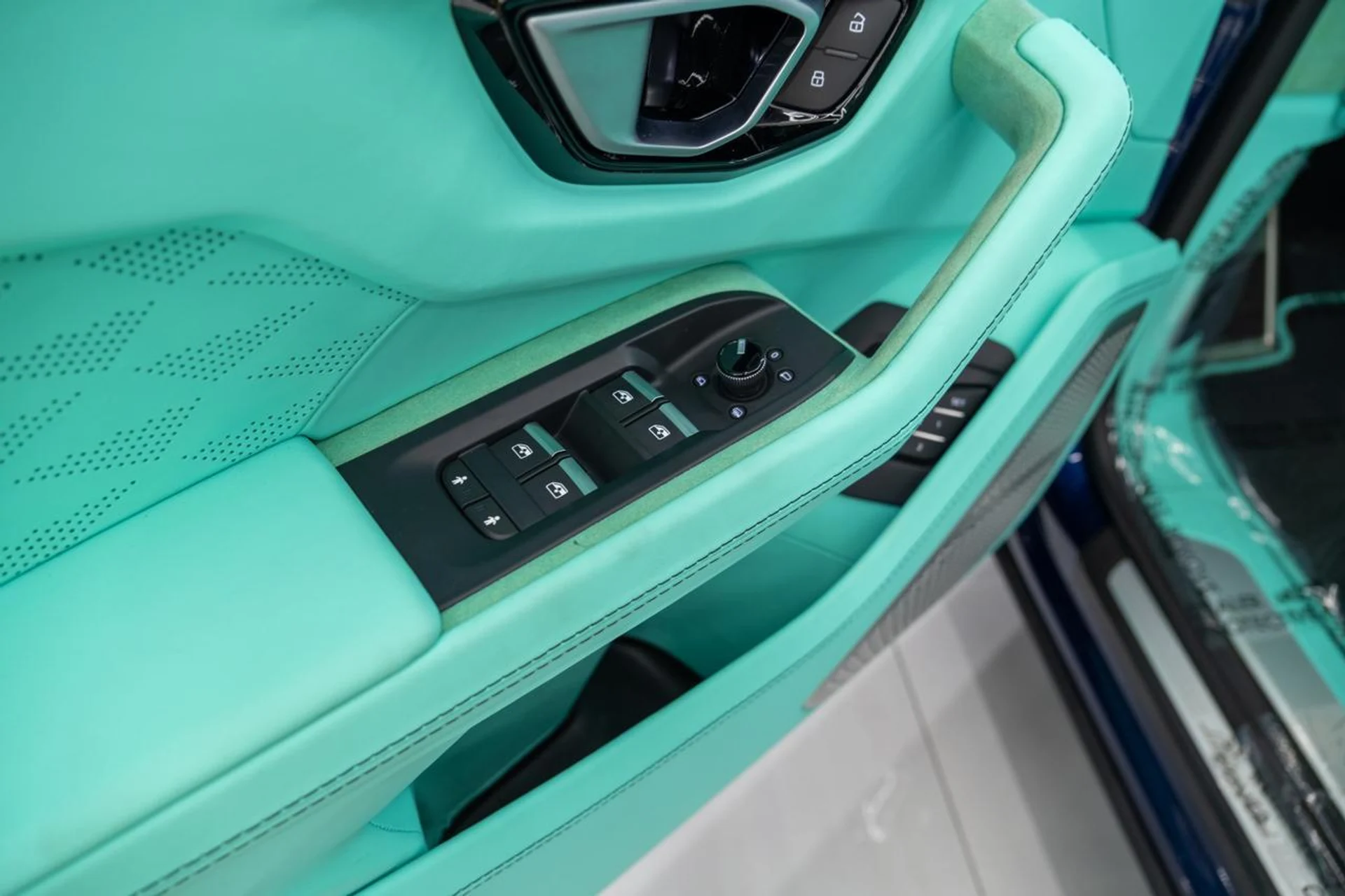 mph051_3219801378_808f09253bc4deb56ff3f1e9243a7c81_c01cc1d4ed