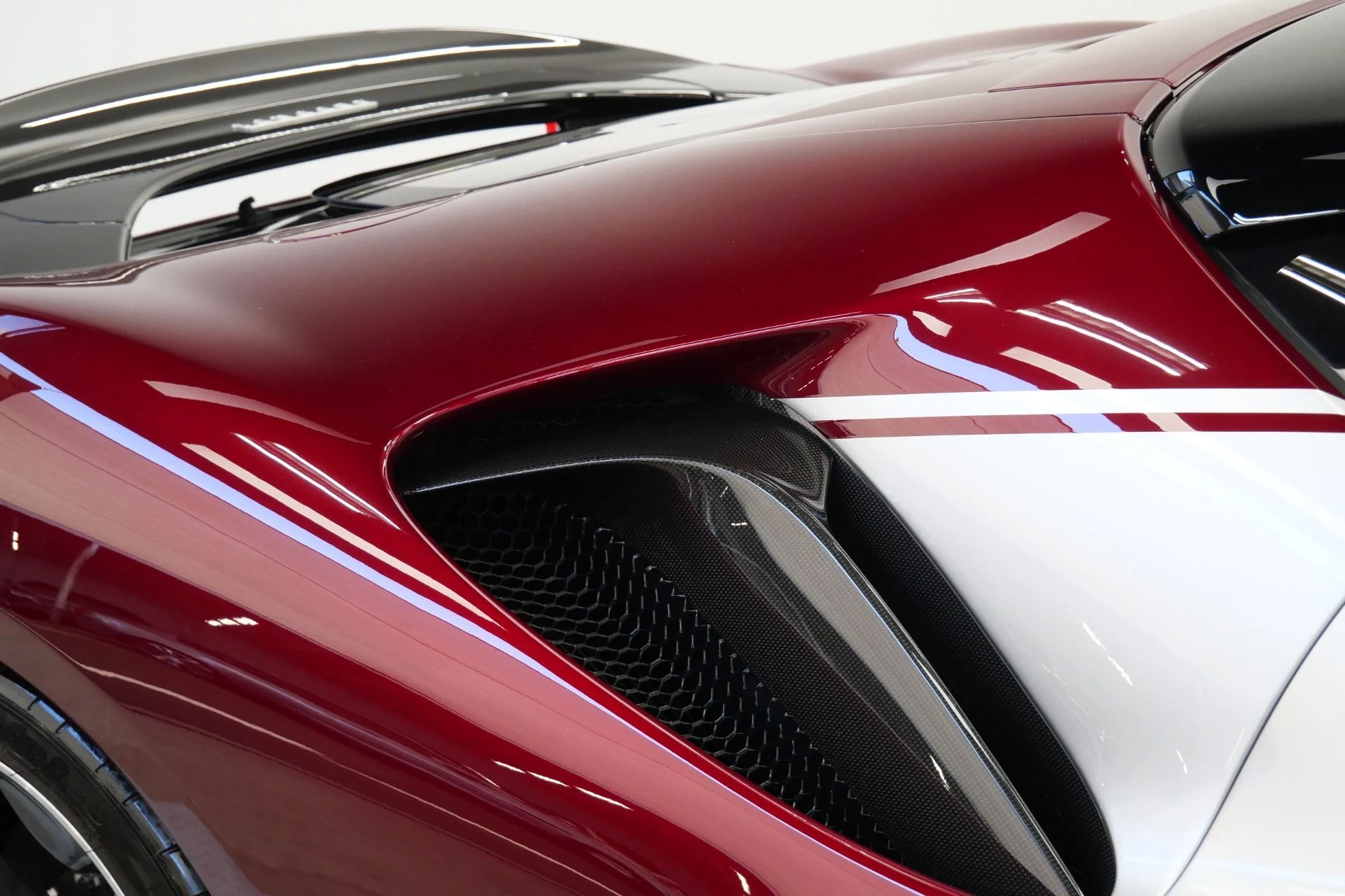 mph051_3220535873_Used_2021_Ferrari_SF_90_Stradale_Assetto_Fiorano_245_K_in_Options_Amazing_Color_1774374254_385de35636