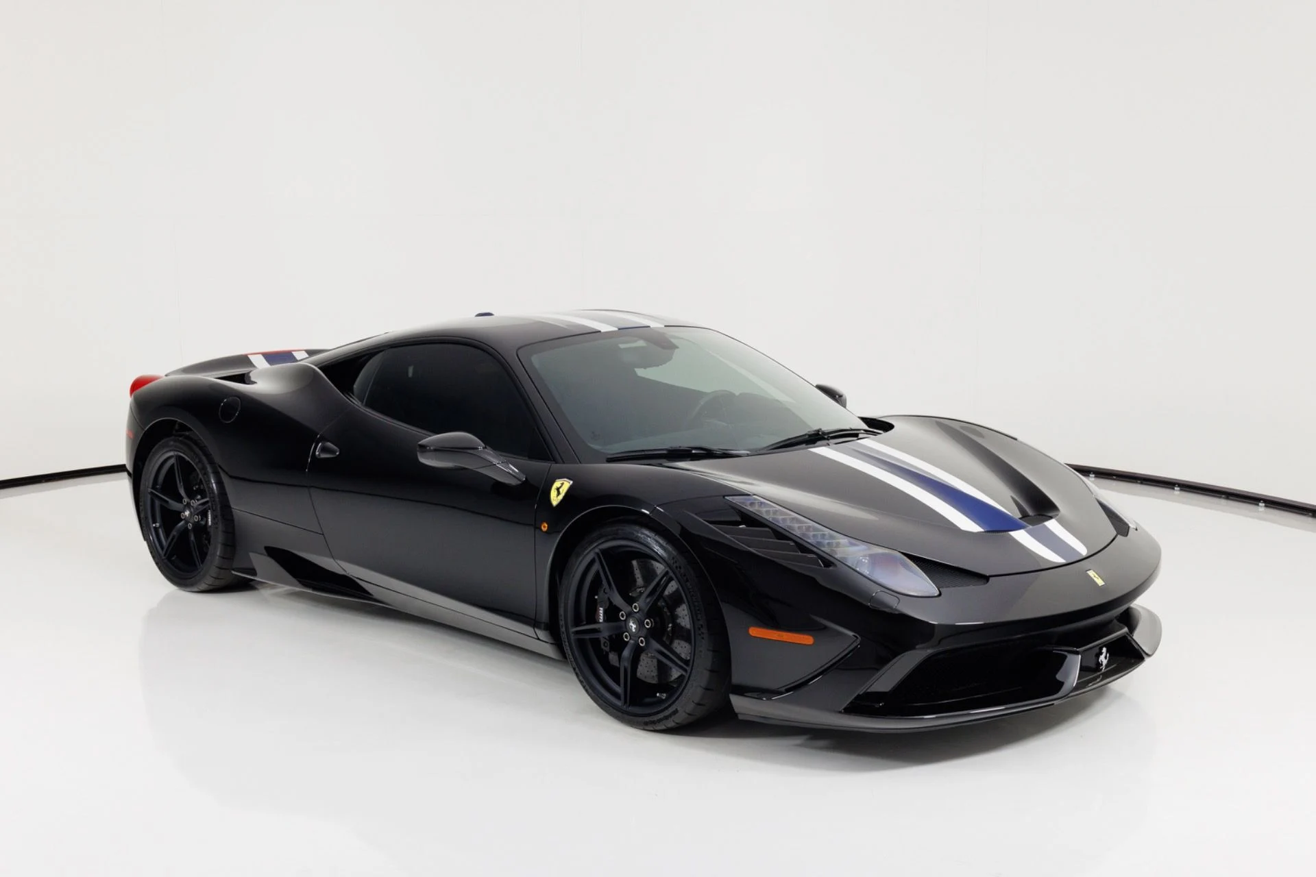 mph051_3230779639_Used_2015_Ferrari_458_Italia_Speciale_1788906955_ca79be9084
