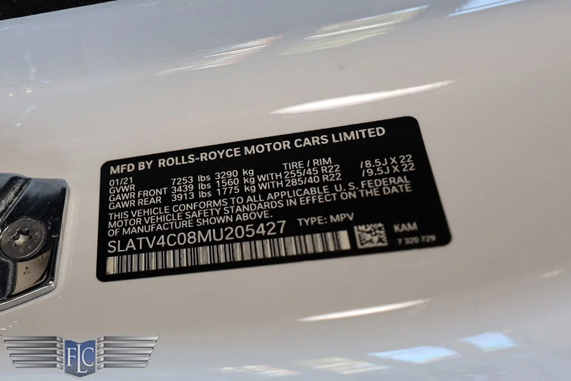 mph051_3249051338_used_2021_rolls_royce_cullinan_sportutility_9689_22989825_52_1024_0ebed61e19