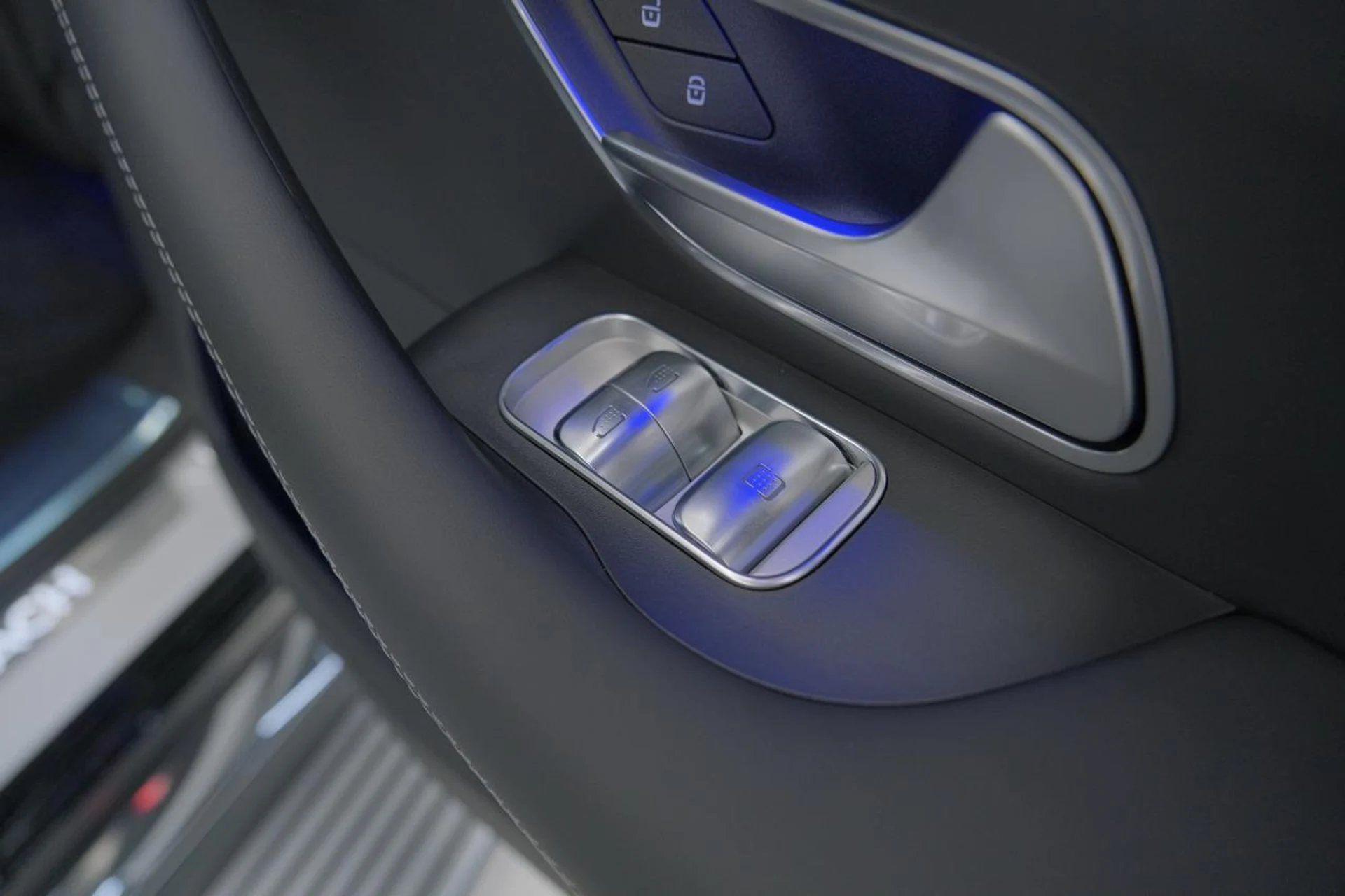 mph051_3250877770_543ced24a611ab91a52a3da442a5cef1_e832937597