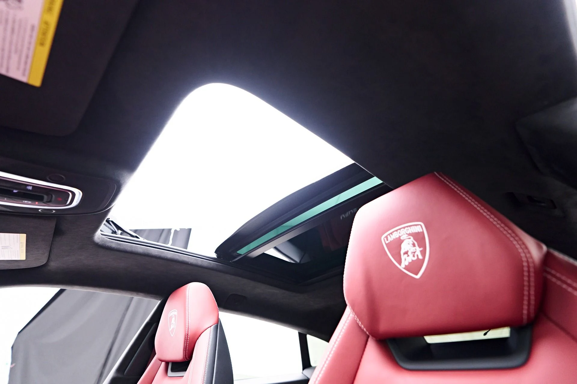 mph051_3253353839_Used_2024_Lamborghini_Urus_S_1751401874_9f21fcfd3c