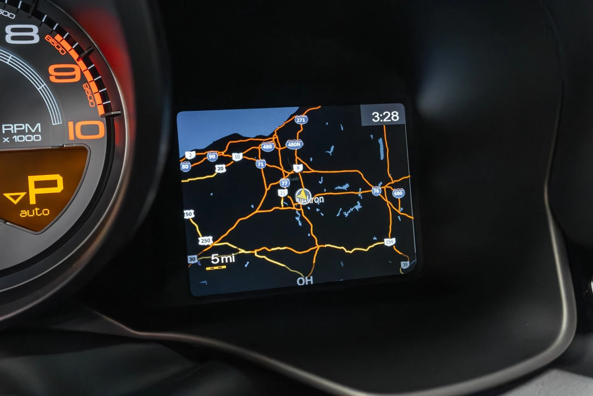 mph051_3281650984_Used_2014_Ferrari_F12_Berlinetta_1768579658_7d2d66f295