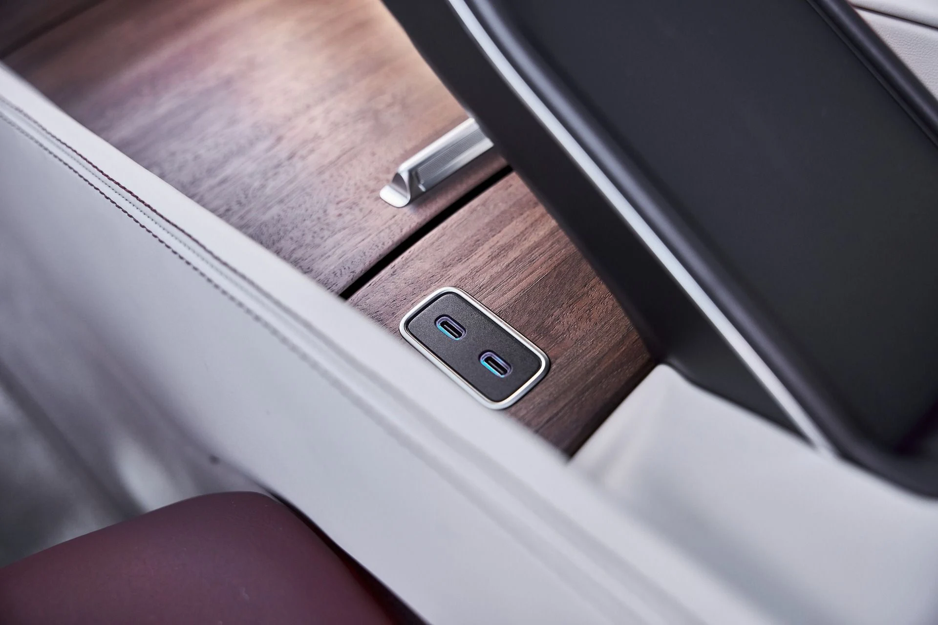 mph051_3301491077_Used_2026_Mercedes_Benz_GLS_Maybach_GLS_600_1772593241_78067c1b49