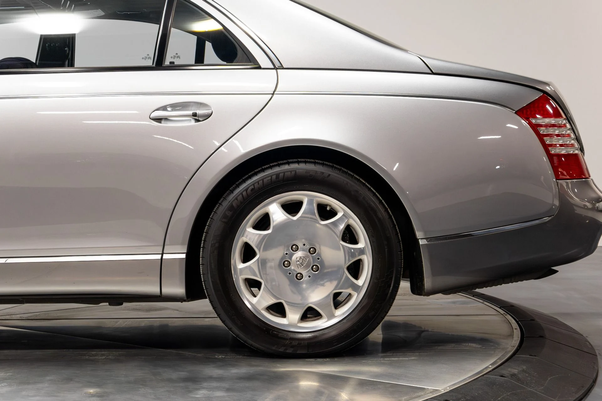 mph051_3341910287_Used_2004_Maybach_57_1769486757_b893cd90ee