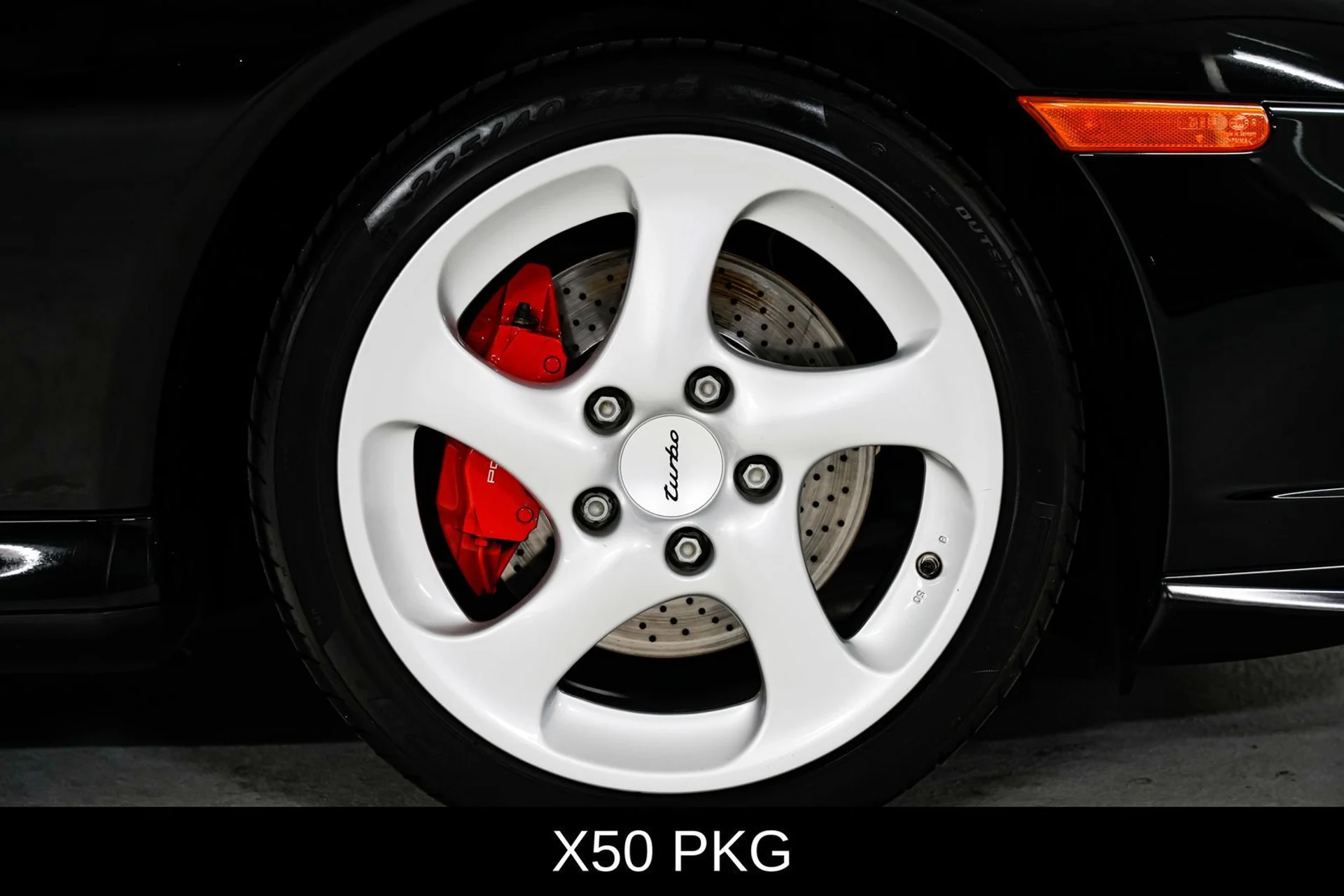 mph051_3354583620_41340e7da5cc54ba3ee7ab4804053409x_e1edb75977