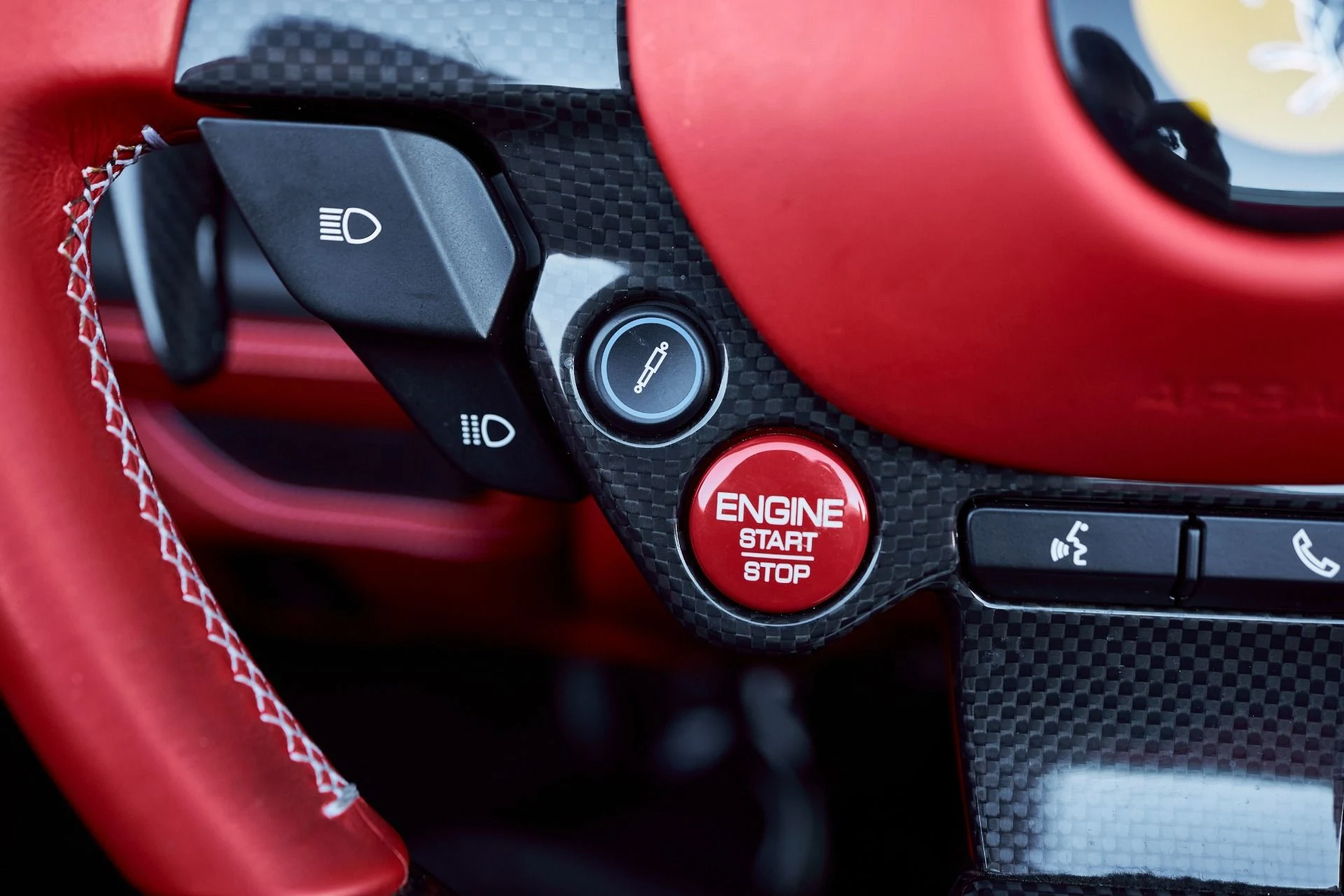 mph051_336217_Used_2021_Ferrari_F8_Spider_Base_1763084346_10b4c69051