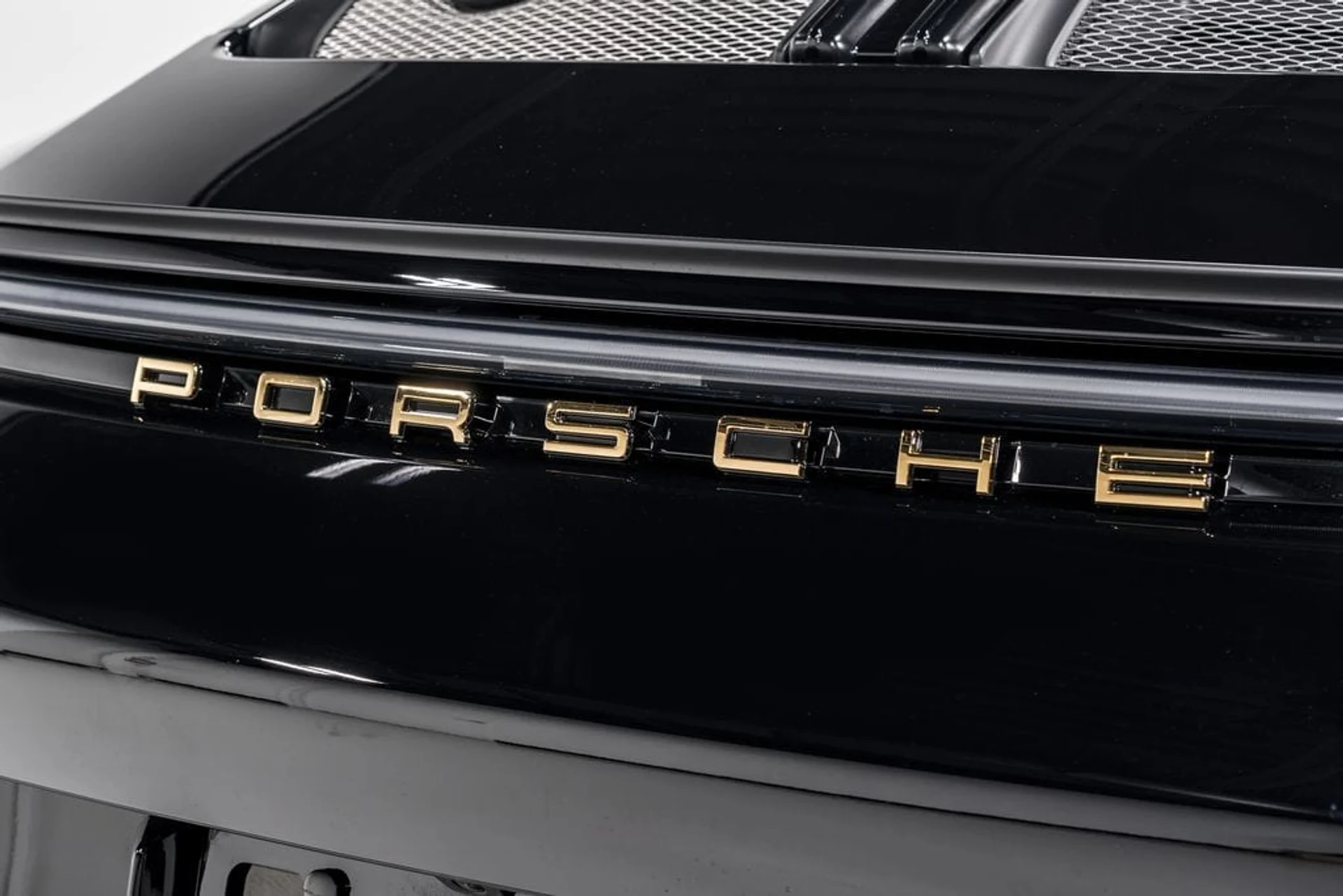 mph051_3388401264_a97a7987167fa335181f1b678a7d9719x_7f1818e9d2